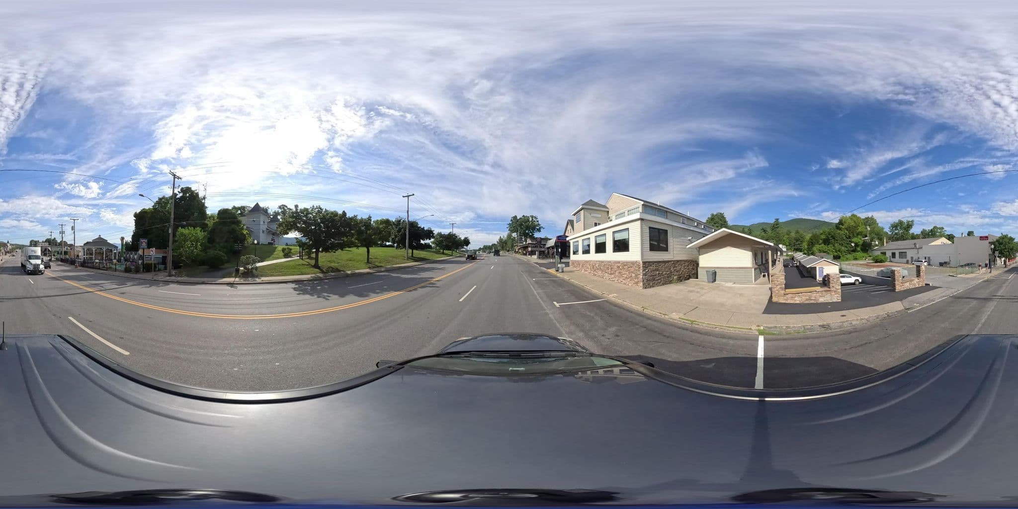 Street view near Howard Johnson by Wyndham Lake George, Queensbury — © rwalsh_gpi (CC BY-SA · Mapillary)