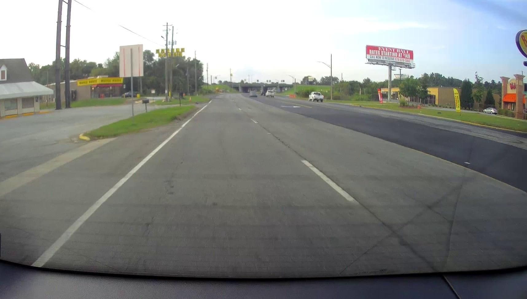 Street view near Economy Hotel Macon, Macon — © lordsutch (CC BY-SA · Mapillary)