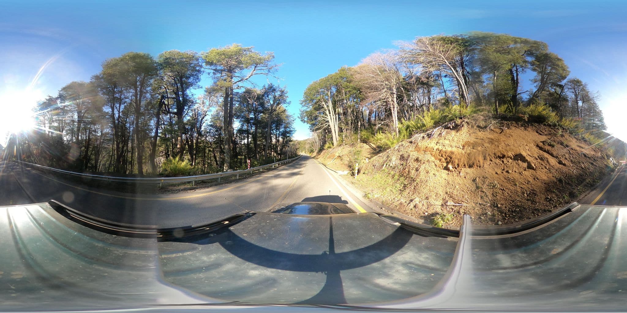 Street view near Chil'in Hostel, Pinto — © Kaart_Local (CC BY-SA · Mapillary)