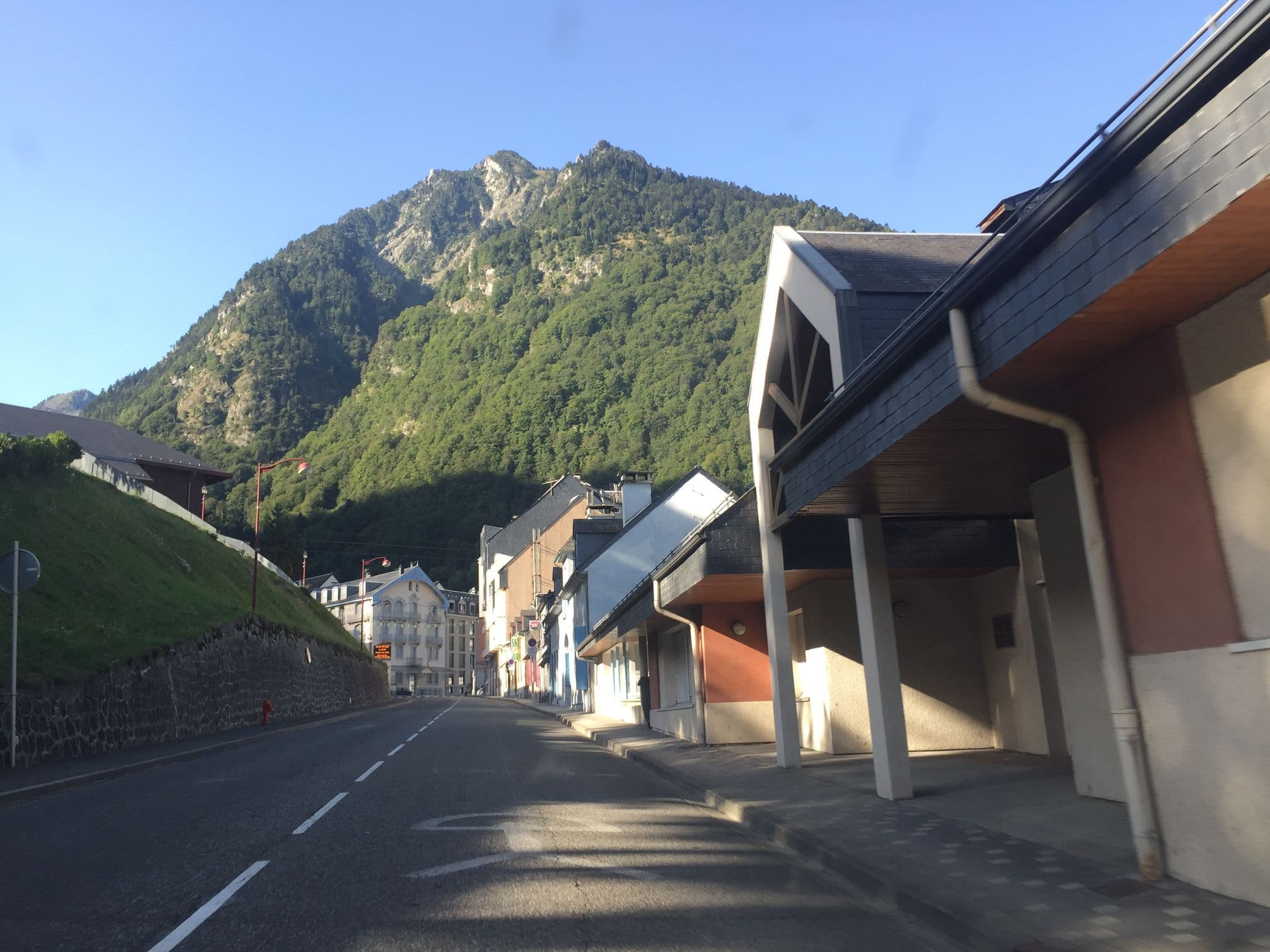 Street view near Centre de Vacances du Lys, Cauterets — © pgiraud (CC BY-SA · Mapillary)