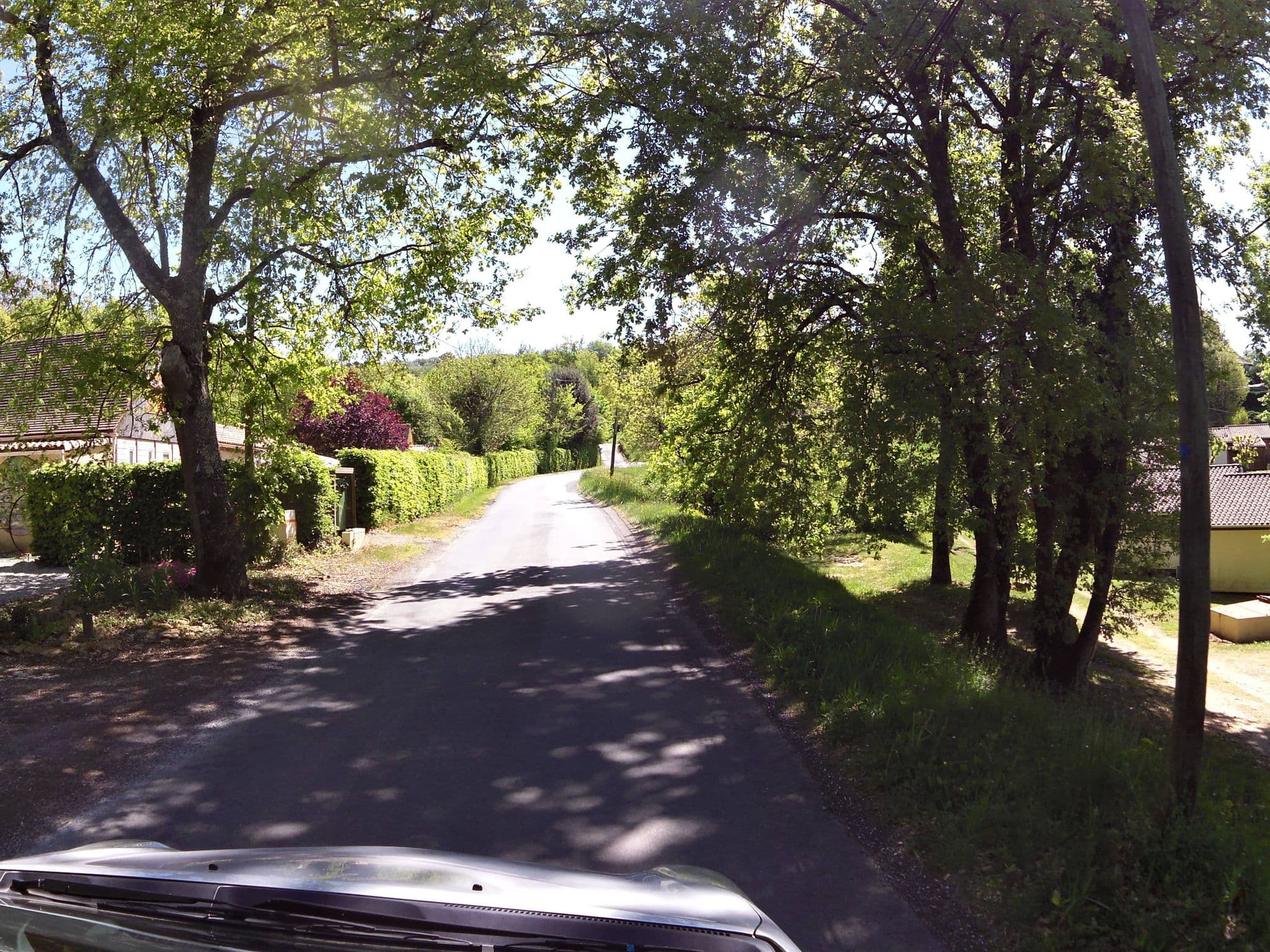 Street view near Village de la Combe - Location de chalets à Domme en Périgord Noir - Piscine chauffée et couverte, Domme — © zors1843 (CC BY-SA · Mapillary)