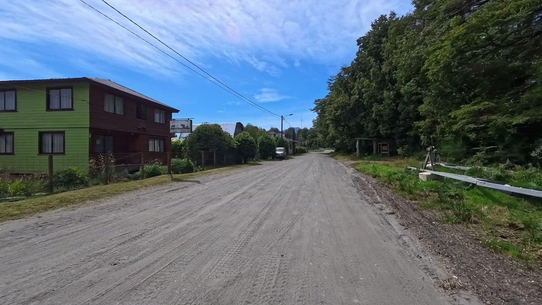 Street view near Hostal El Viajero, La Junta — © contactoacve (CC BY-SA · Mapillary)