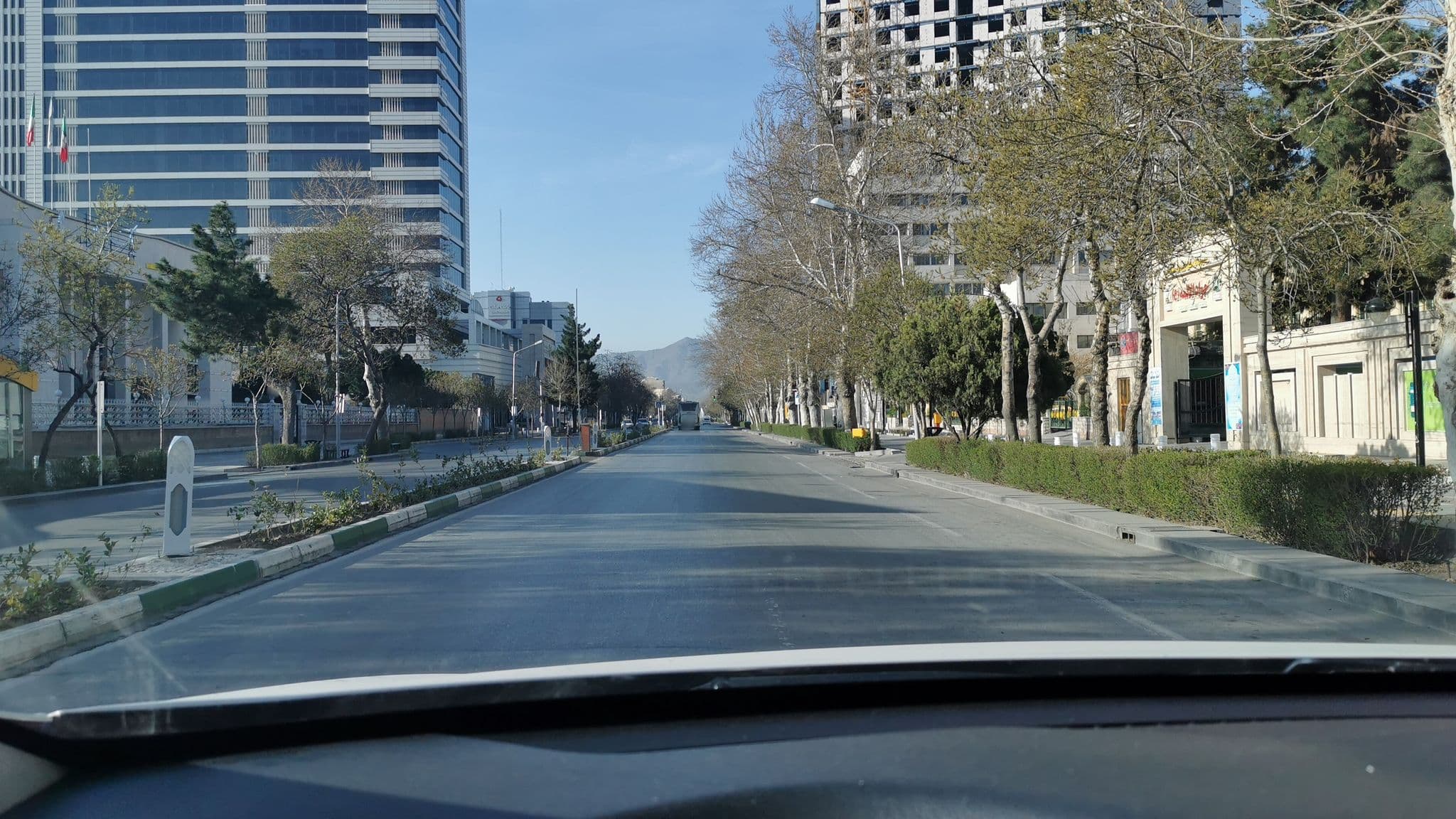 Street view near Pars hotel | هتل پارس, Mashhad — © kesler (CC BY-SA · Mapillary)