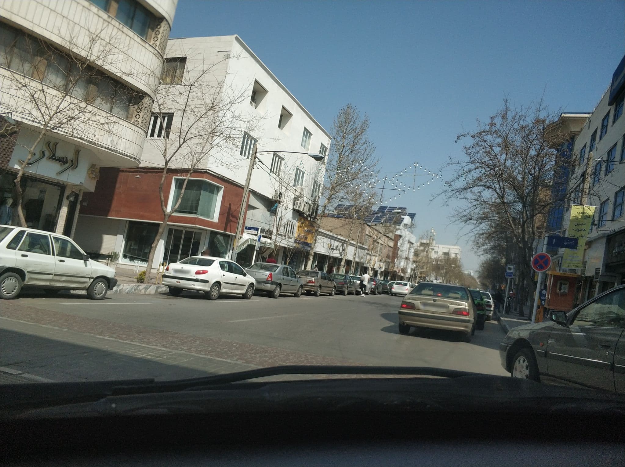 Street view near Nahid Hotel, Mashhad — © hota (CC BY-SA · Mapillary)