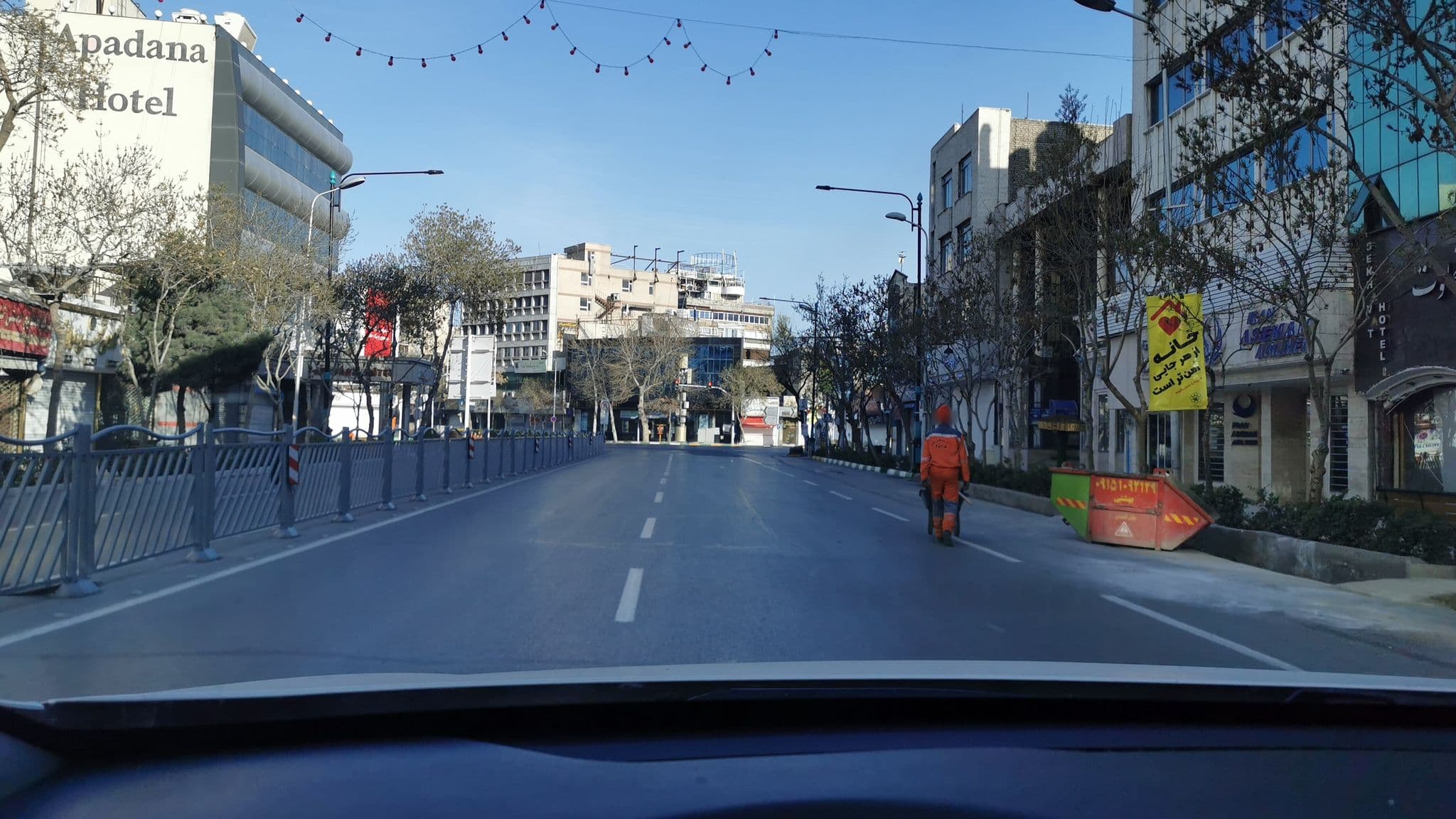 Street view near Aseman Airline Hotel, Mashhad — © kesler (CC BY-SA · Mapillary)