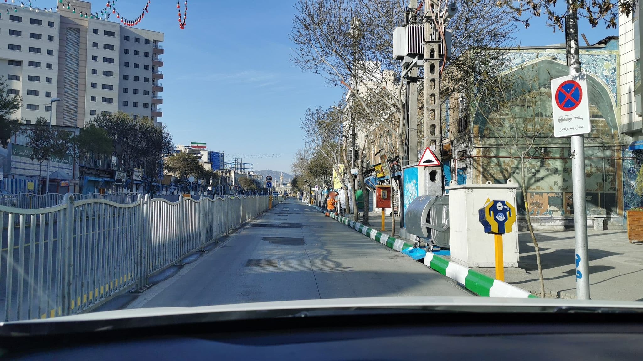 Street view near زائرسرای کرامت | Keramat Hostel, Mashhad — © kesler (CC BY-SA · Mapillary)
