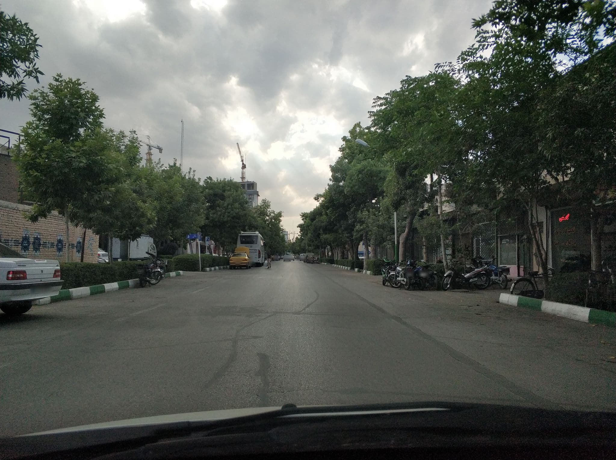Street view near hotel paradise, Mashhad — © hota (CC BY-SA · Mapillary)