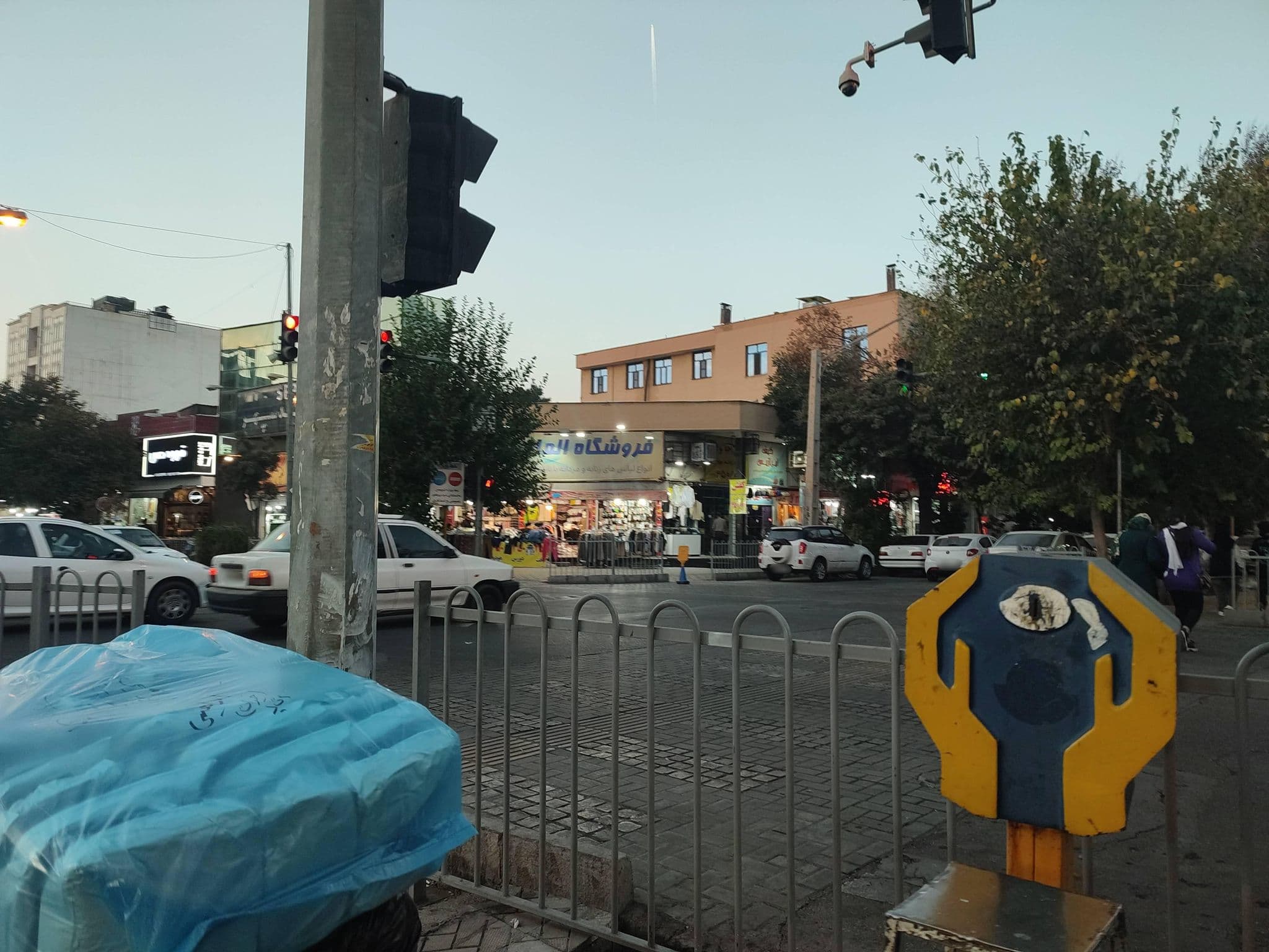 Street view near شيراز, Shiraz — © shz_mapper (CC BY-SA · Mapillary)