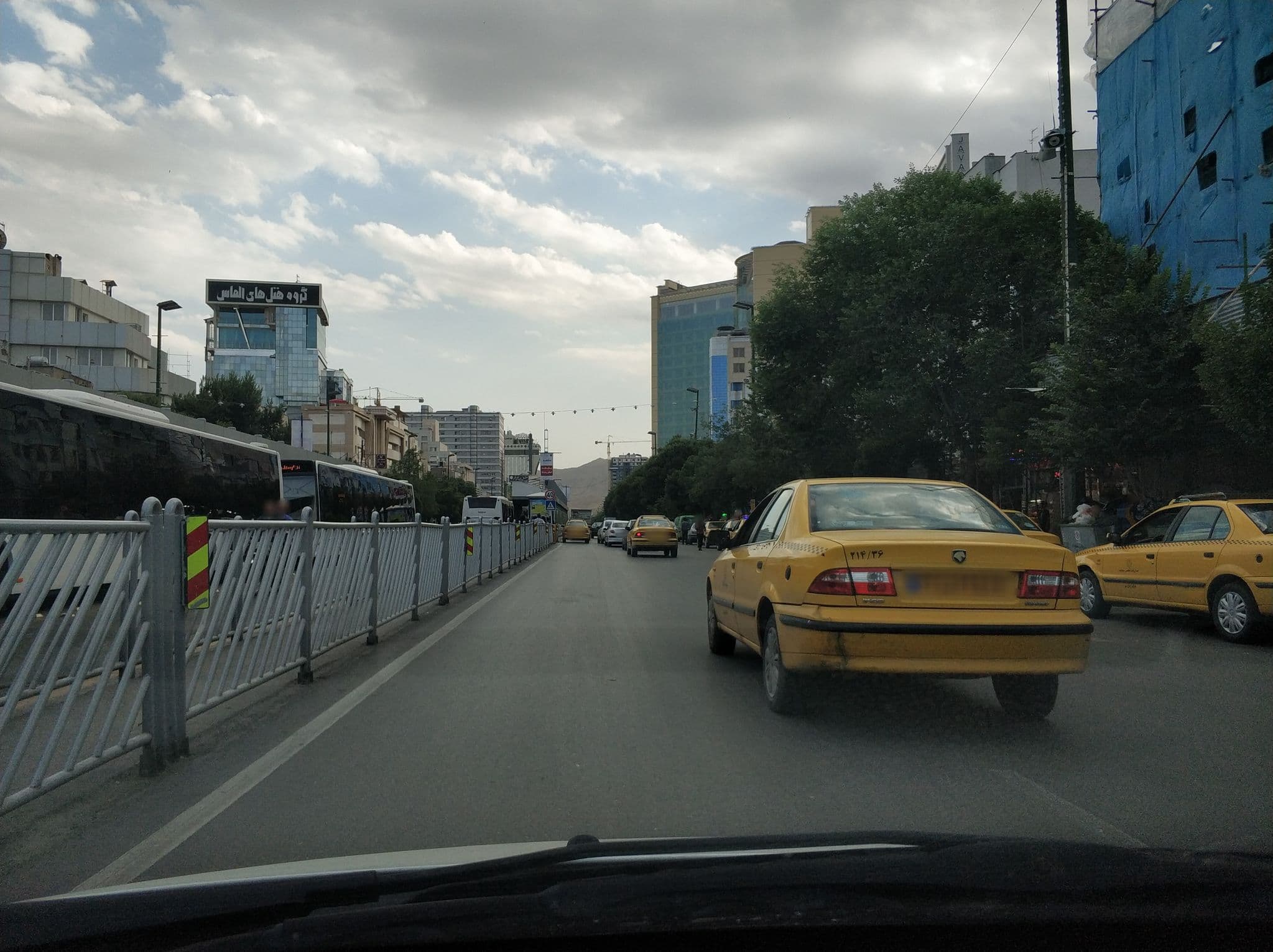 Street view near هتل ****شهريار, Mashhad — © hota (CC BY-SA · Mapillary)