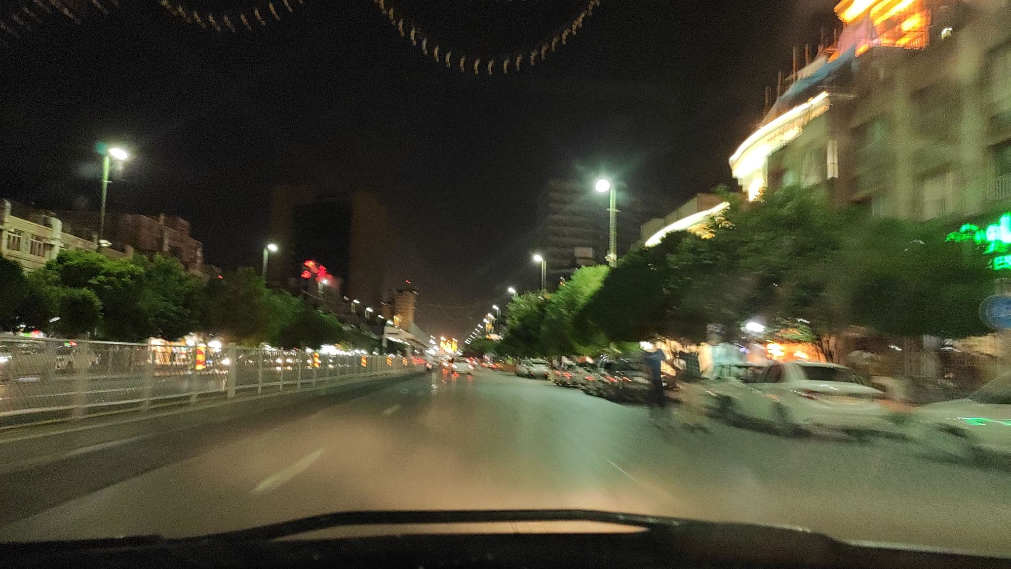 Street view near اتاق ۵۳۱هتل قصر, Mashhad — © hota (CC BY-SA · Mapillary)