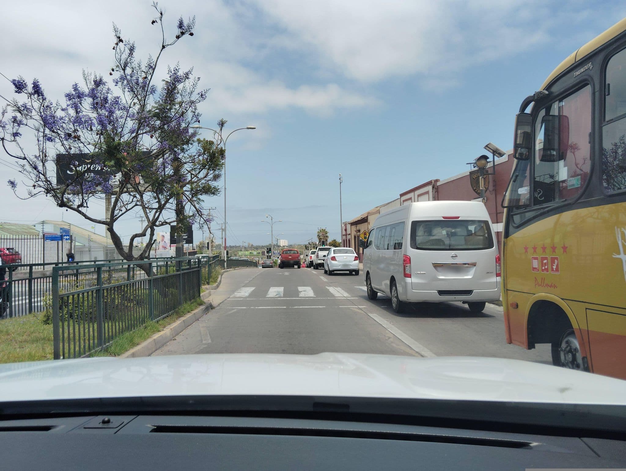 Street view near Hostal Vergara, La Serena — © ariellopez (CC BY-SA · Mapillary)