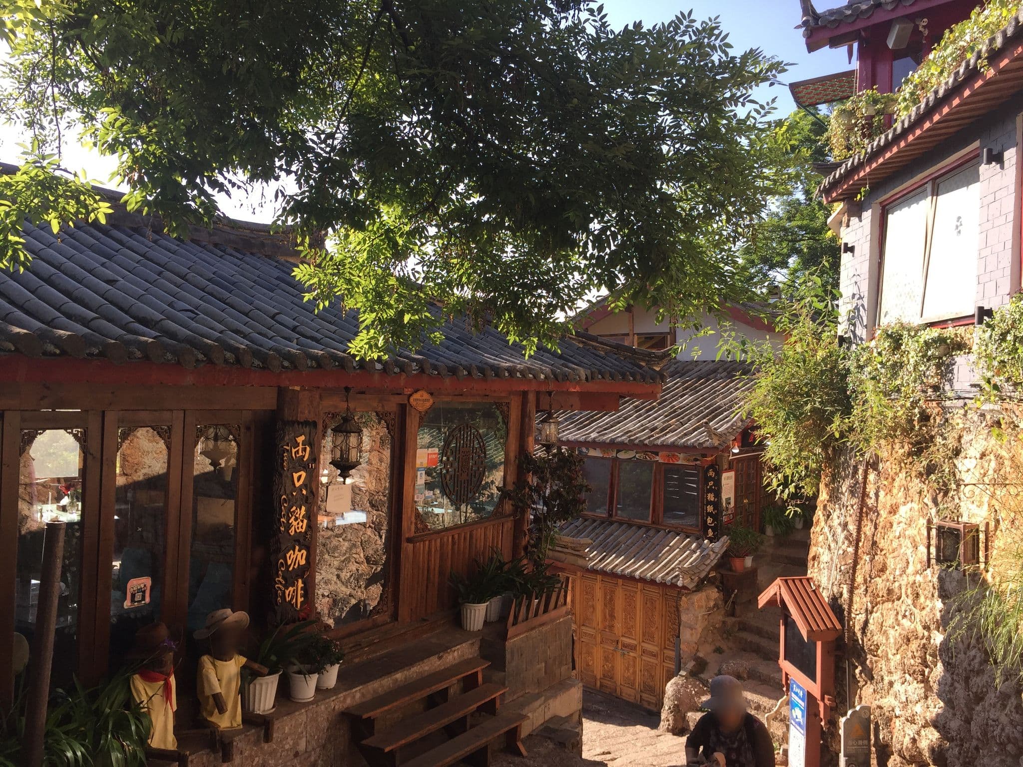 Street view near 丽江悦庭轩 | JOYFUL HOTEL |, Lijiang — © kouki (CC BY-SA · Mapillary)