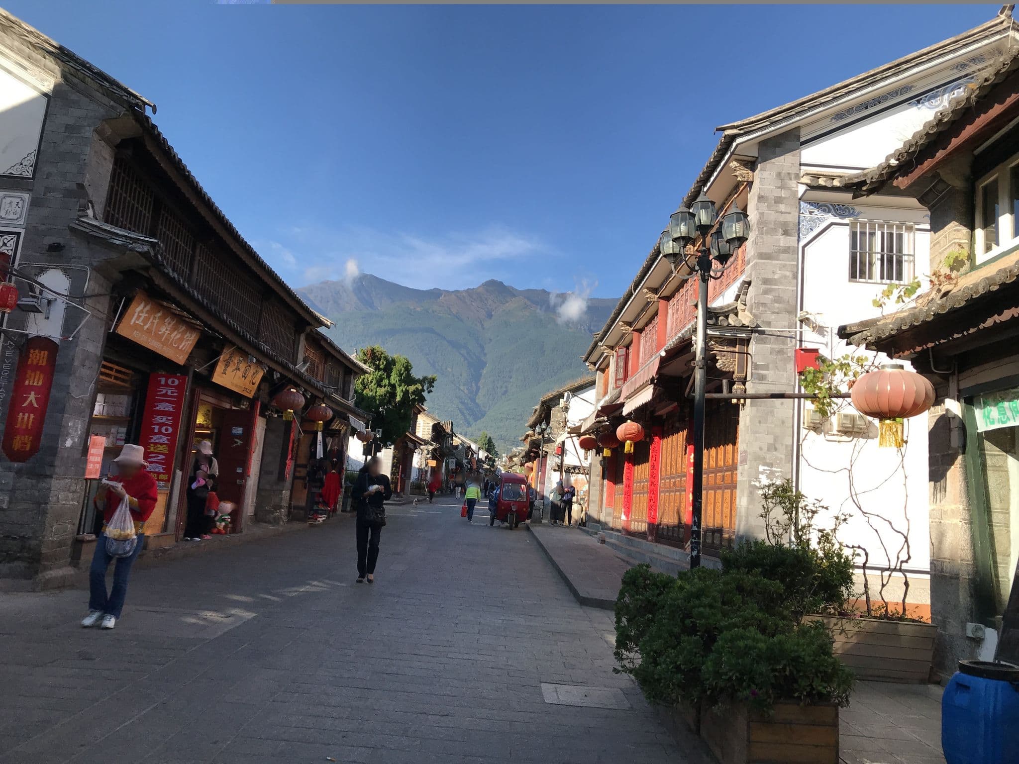 Street view near 栖逸, Dali Old Town — © tao (CC BY-SA · Mapillary)