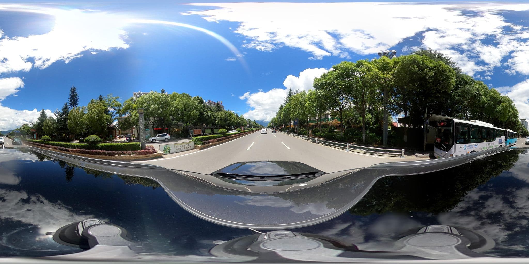 Street view near 瑞鑫酒店, Lijiang — © adirricor (CC BY-SA · Mapillary)