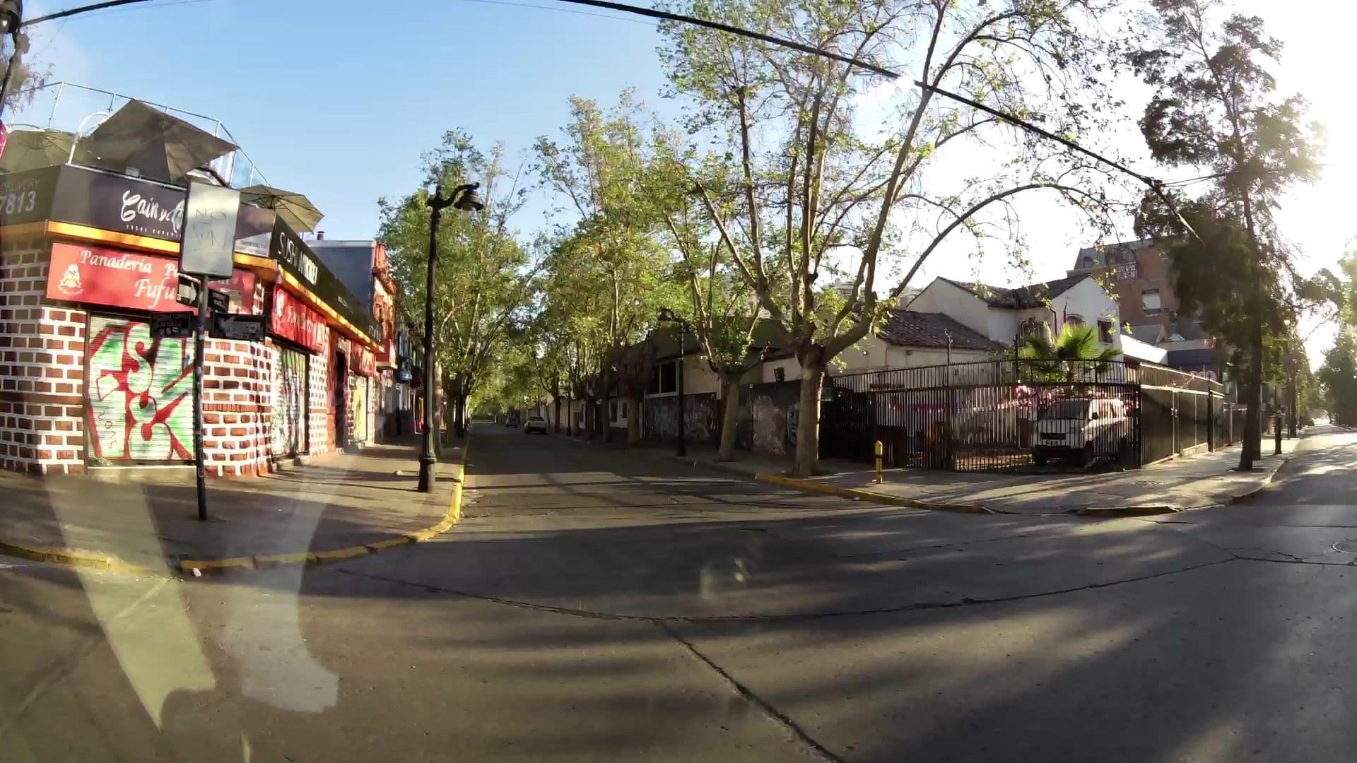 Street view near Pariwana hostal, Santiago