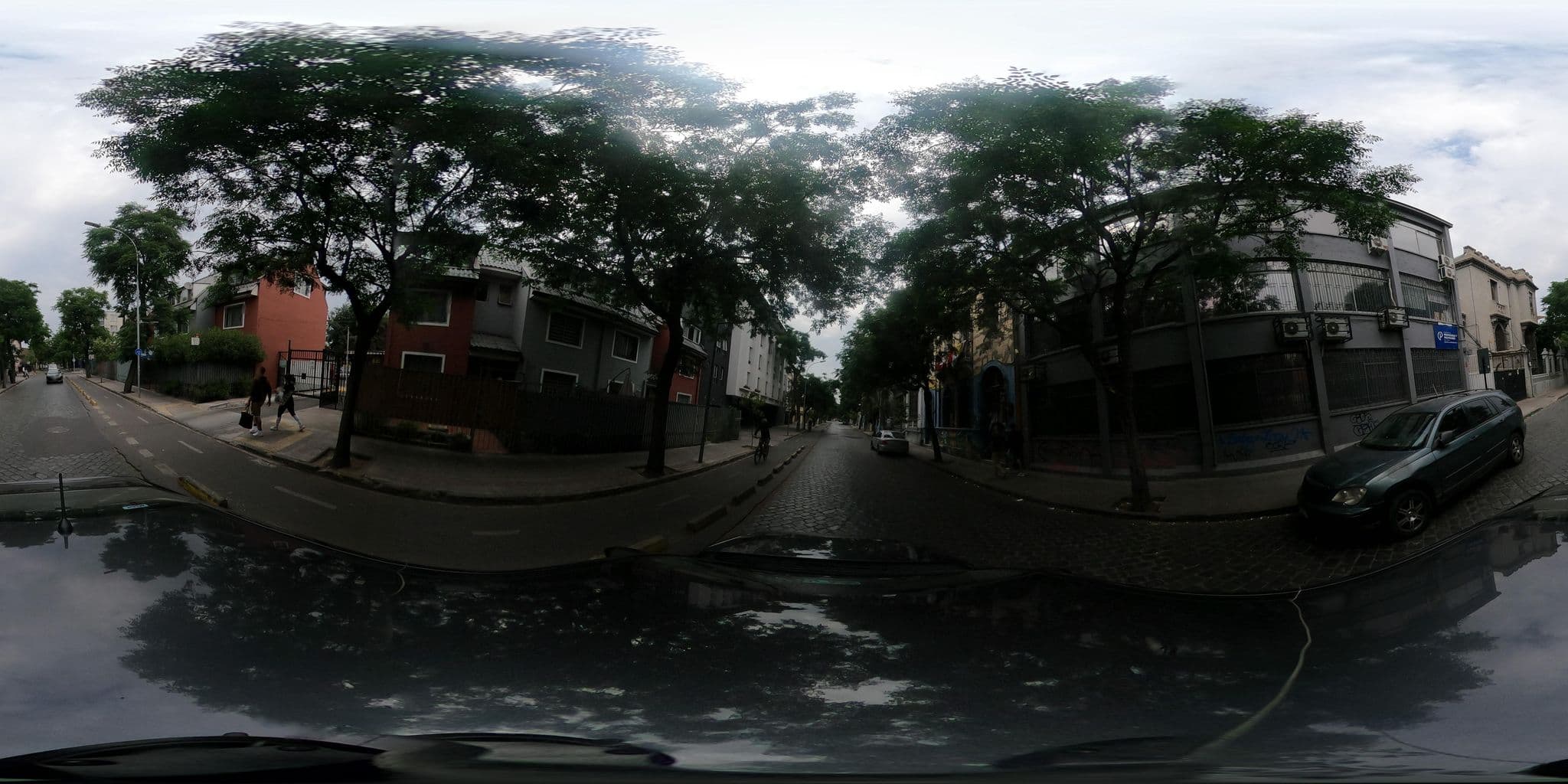 Street view near Origenes hostel, Santiago