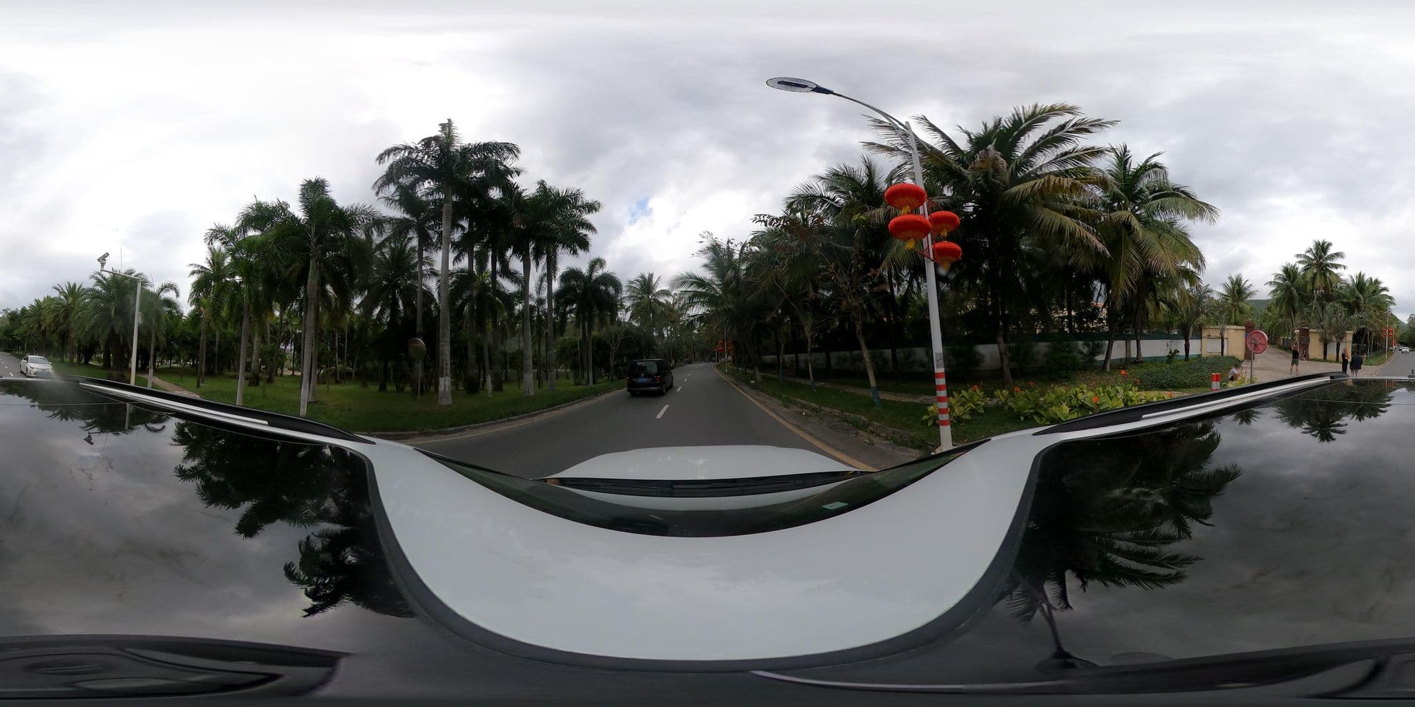 Street view near 山亚亚龙湾公主俊郡, Sanya — © adirricor (CC BY-SA · Mapillary)