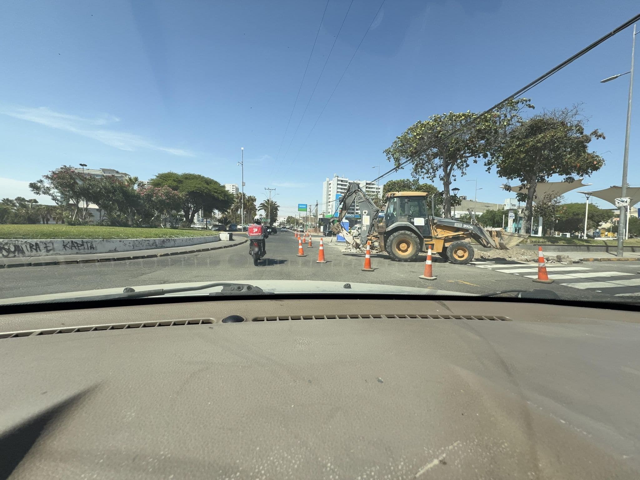 Street view near Illariy Wasi Hostal, Arica — © contrerasalcalde (CC BY-SA · Mapillary)