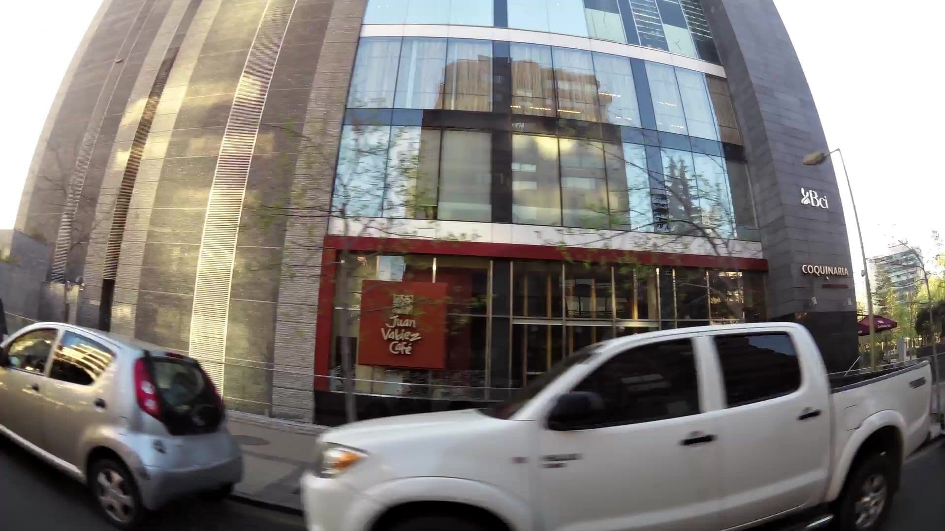 Street view near W Hotels, Ñuñoa — © kaartcam (CC BY-SA · Mapillary)