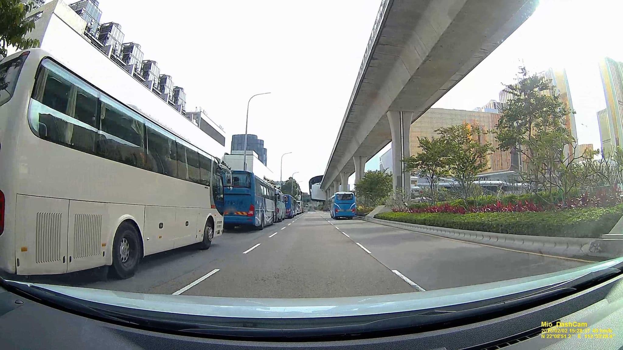 Street view near The Titanic Exhibition, São Lourenço — © hcyen (CC BY-SA · Mapillary)