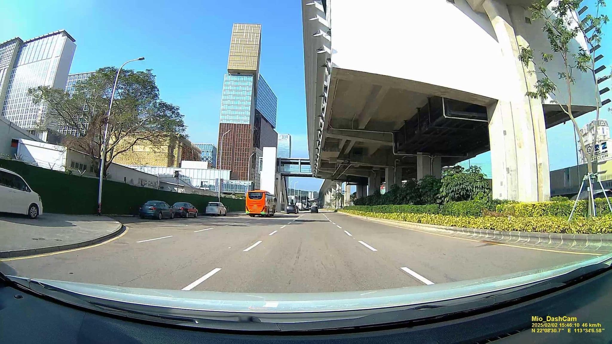 Street view near InterContinental - Alliance Resorts the Parisian Macao, São Lourenço — © hcyen (CC BY-SA · Mapillary)