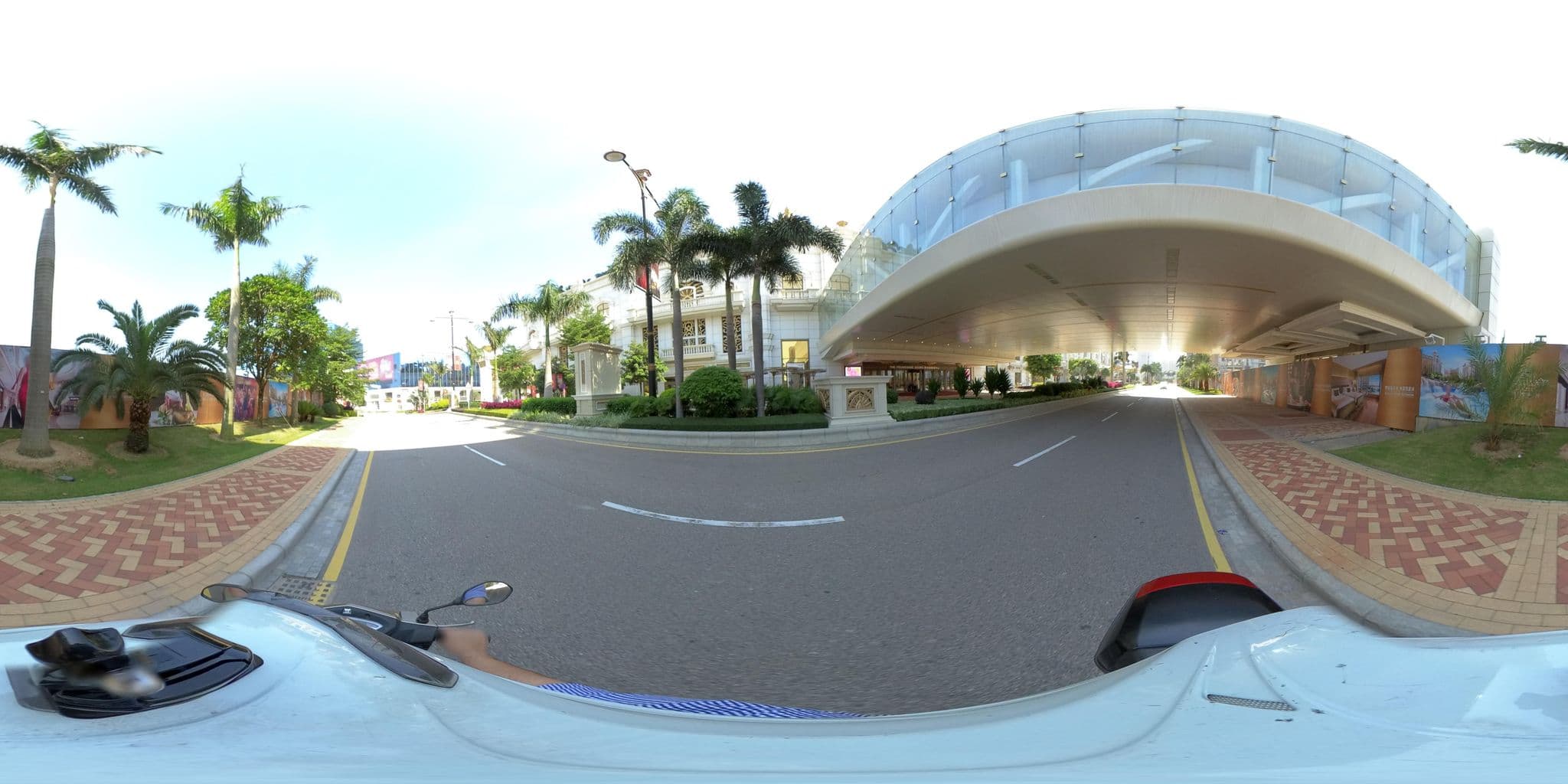 Street view near Opal Lobby, São Lourenço — © joaocsampayo (CC BY-SA · Mapillary)