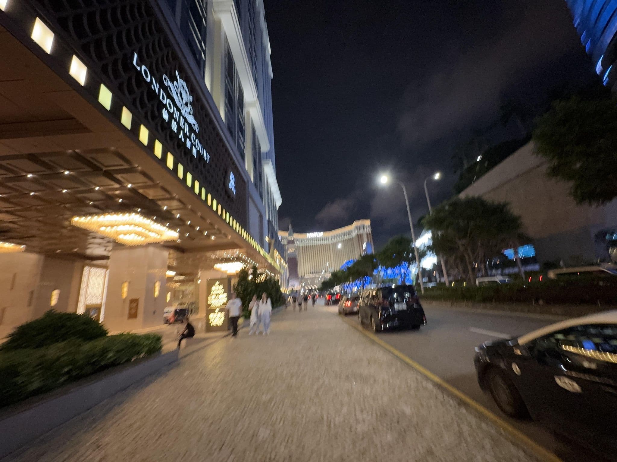 Street view near Hard Rock Hotel Macau, São Lourenço — © filipb (CC BY-SA · Mapillary)