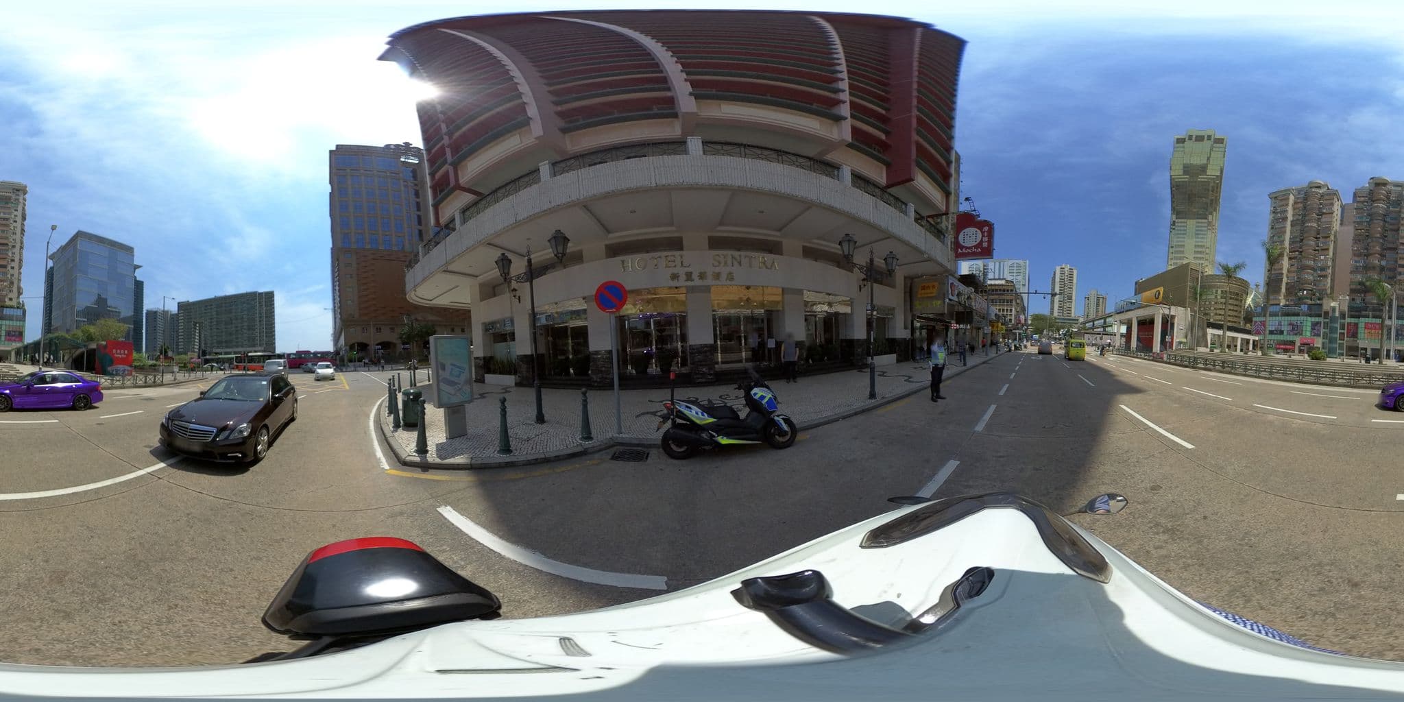 Street view near 新麗華酒店 Hotel Sintra, São Lourenço — © joaocsampayo (CC BY-SA · Mapillary)