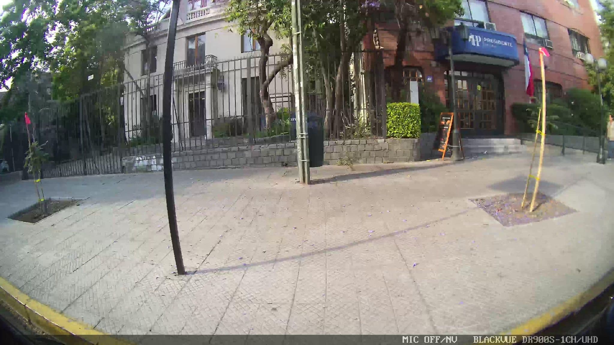 Street view near Tulip Inn Presidente Hotel, Santiago