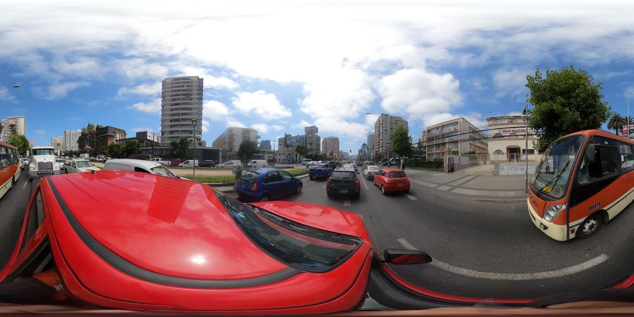 Street view near Mount Royal, Viña del Mar — © SolutivaSistemas (CC BY-SA · Mapillary)