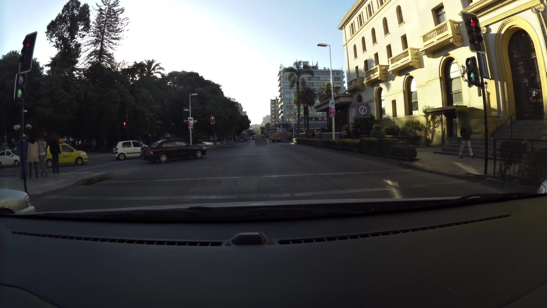 Street view near Hotel O'Higgins, Viña del Mar — © kaartcam (CC BY-SA · Mapillary)