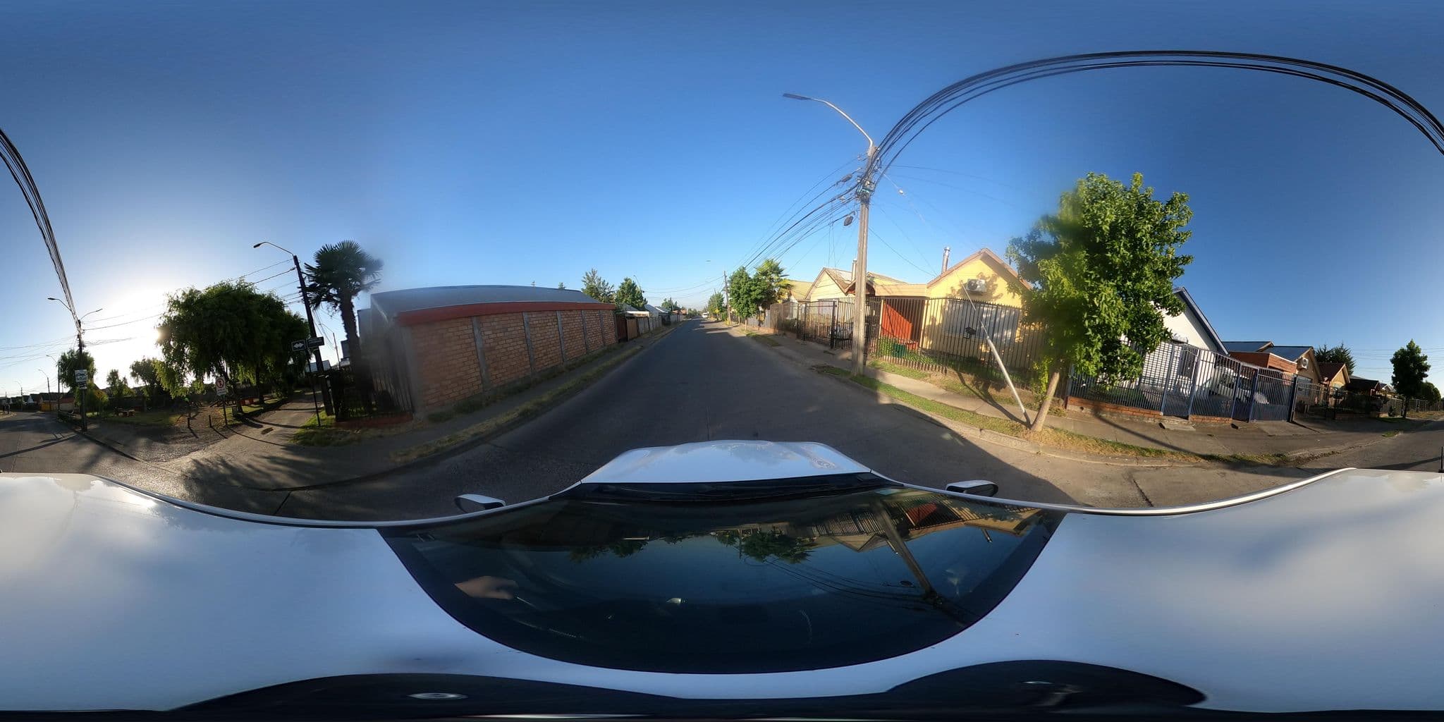 Street view near Hostal Oriente 105, Los Ángeles — © Kaart_Local (CC BY-SA · Mapillary)