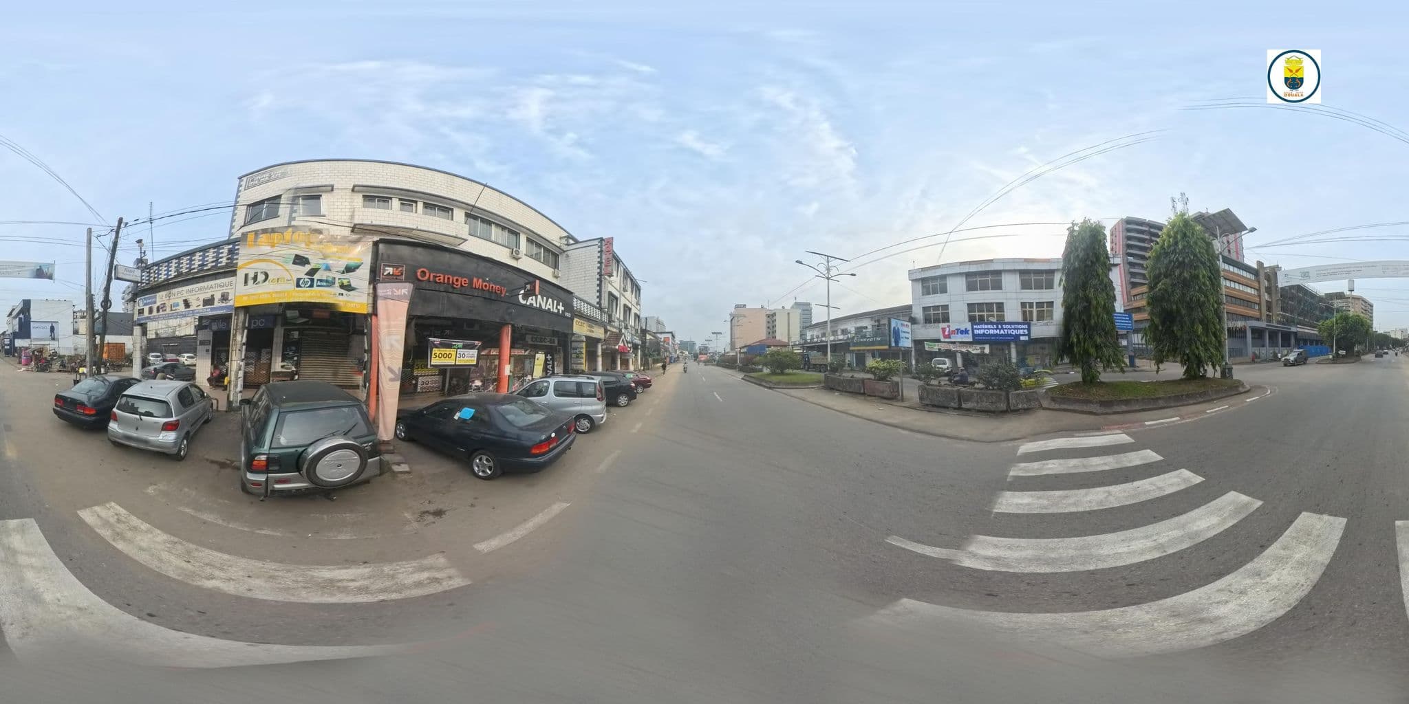 Street view near Le Majestic d'Akwa, Douala