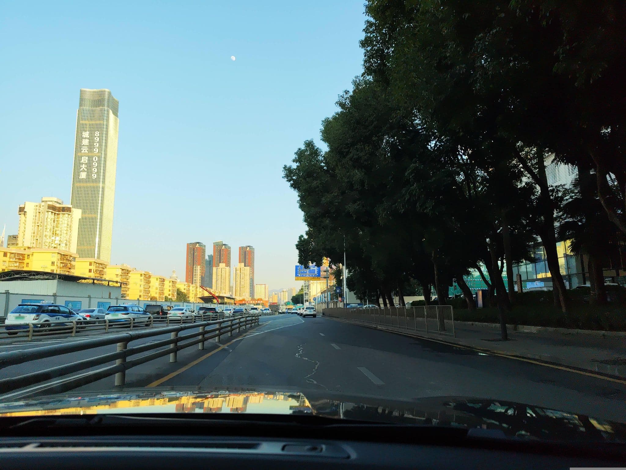 Street view near 鸿园宾馆, Nanyuan Residential — © Obanazawa_Kuri (CC BY-SA · Mapillary)