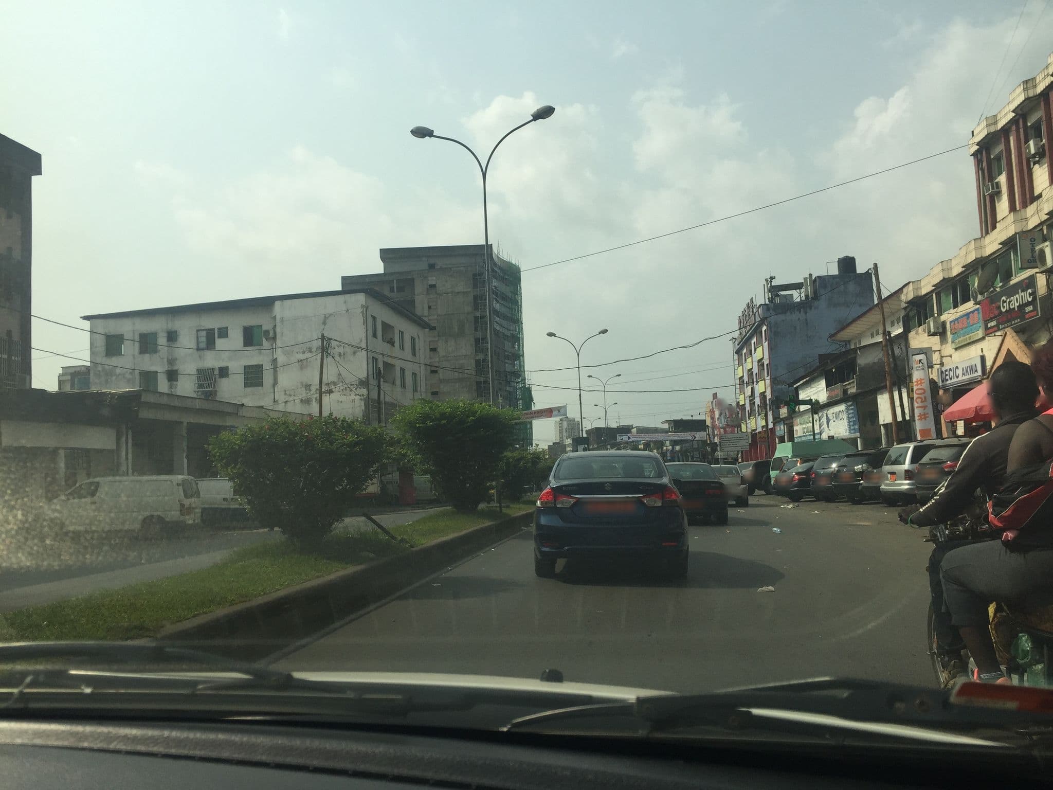 Street view near Hôtel DORIS, Douala
