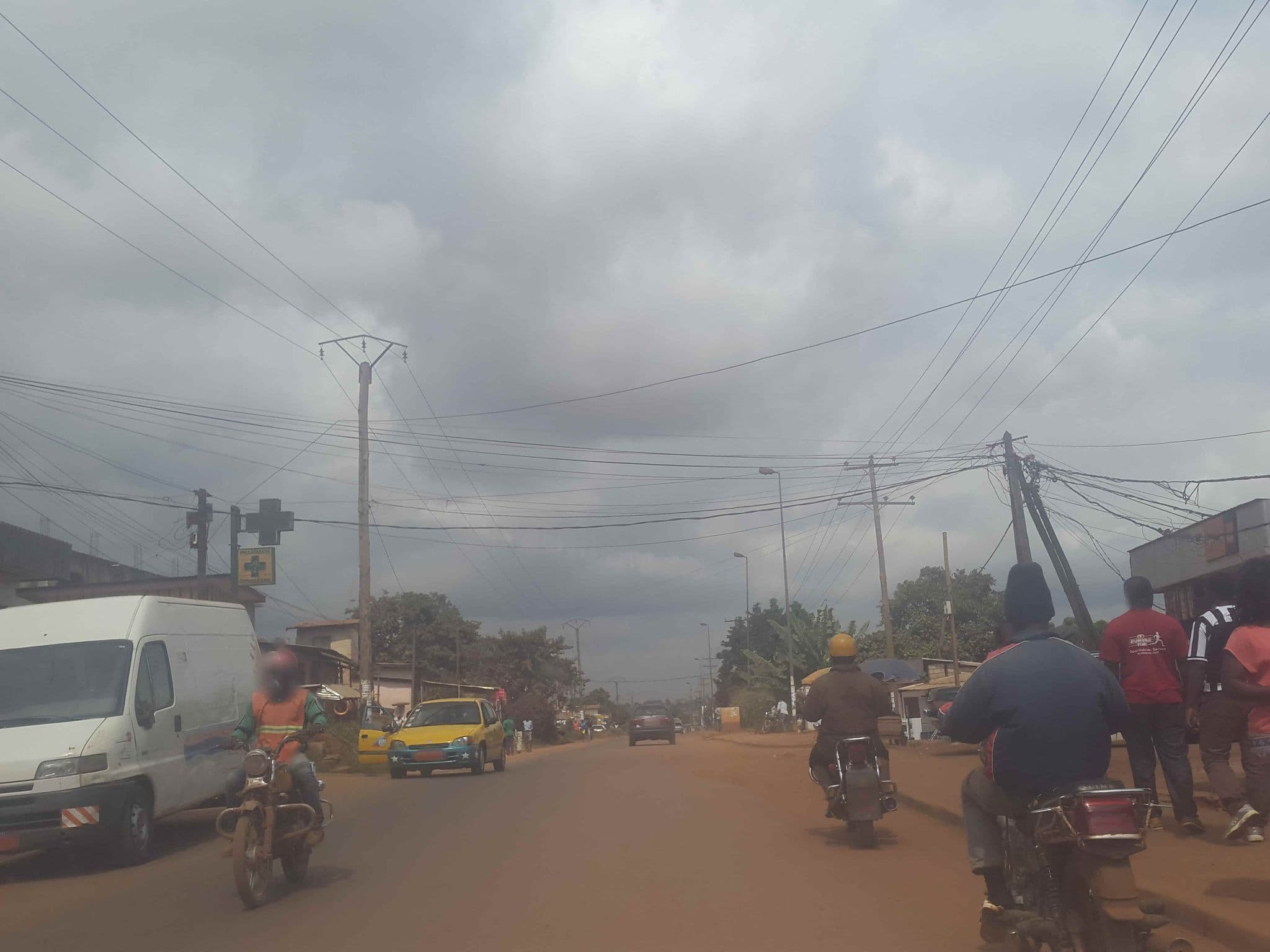 Street view near Petit Coin De Plaisir, Yaoundé