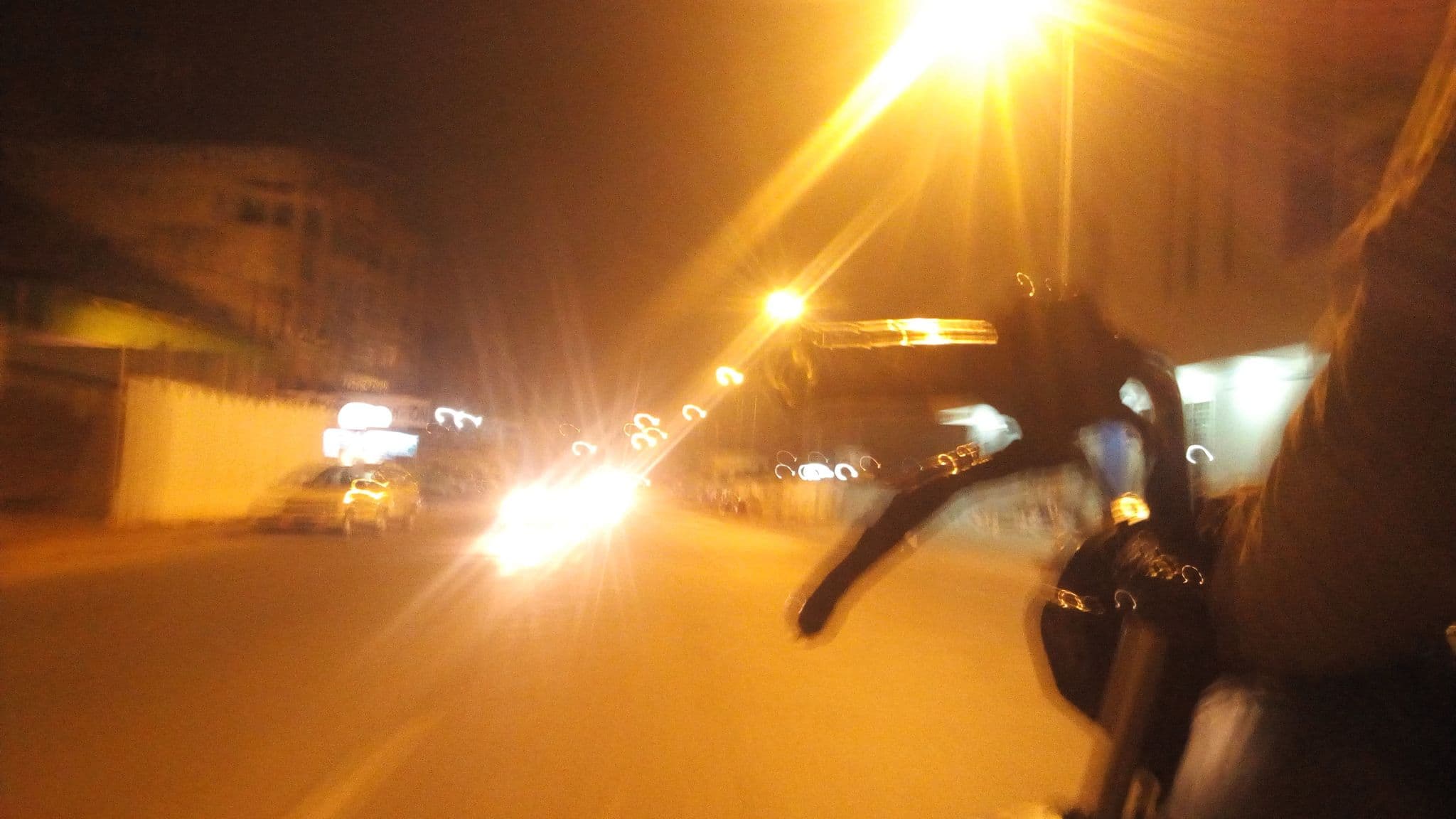 Street view near Albatros Premium, Yaoundé