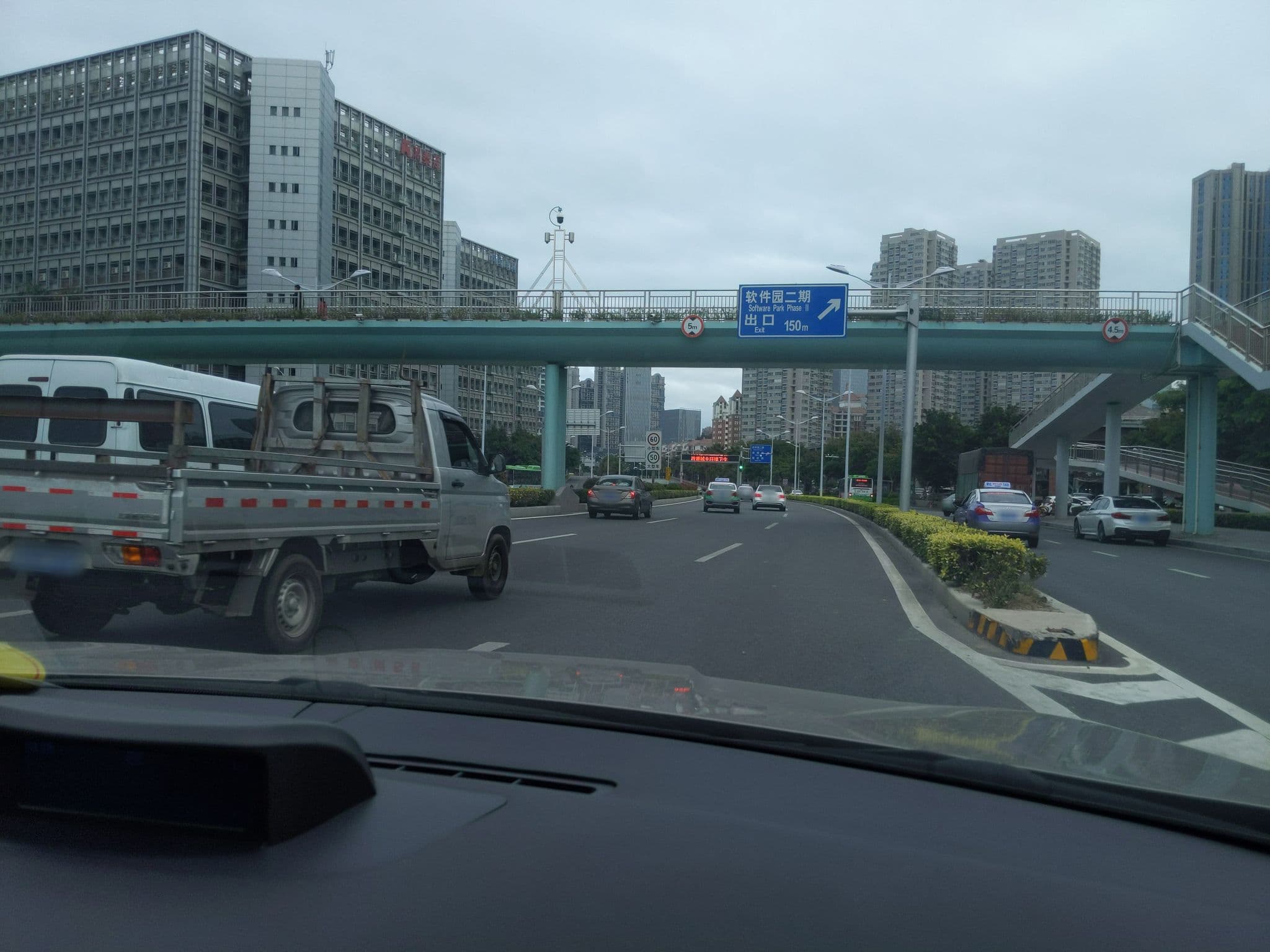Street view near 陆岛酒店 Ludao Hotel, Liuwudiancun — © artoria2e5 (CC BY-SA · Mapillary)