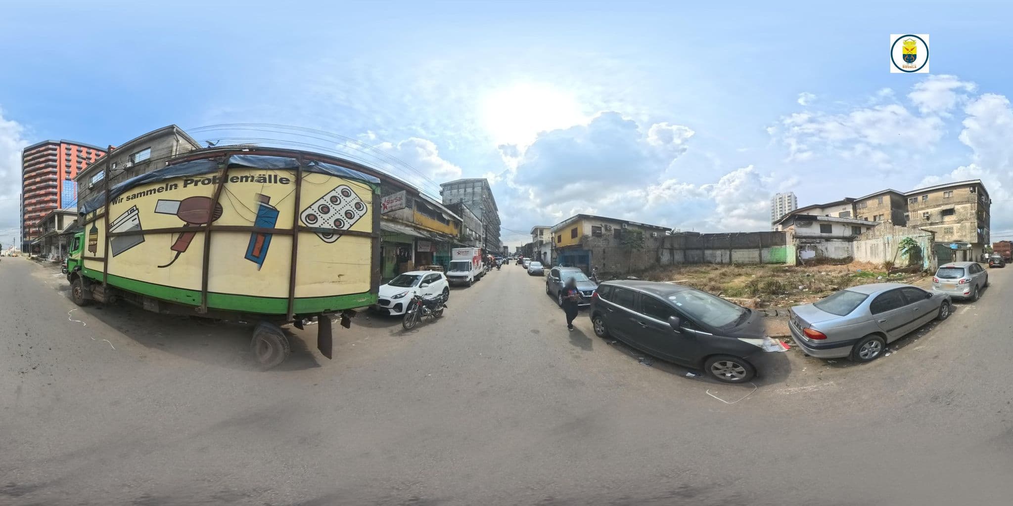 Street view near Beauséjour Mirabel, Douala