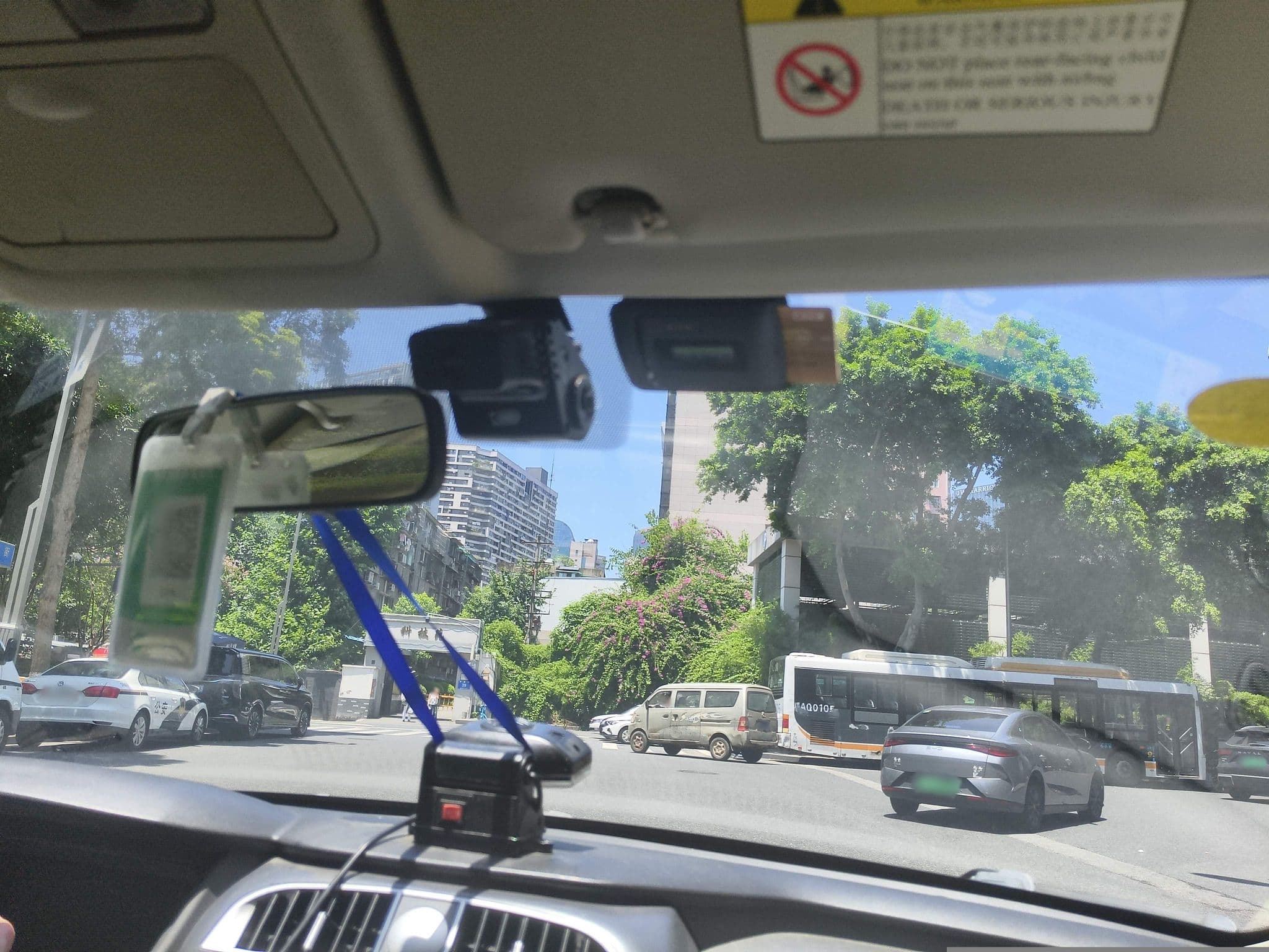Street view near 星益栈太空舱酒店, Chengdu — © fuf (CC BY-SA · Mapillary)