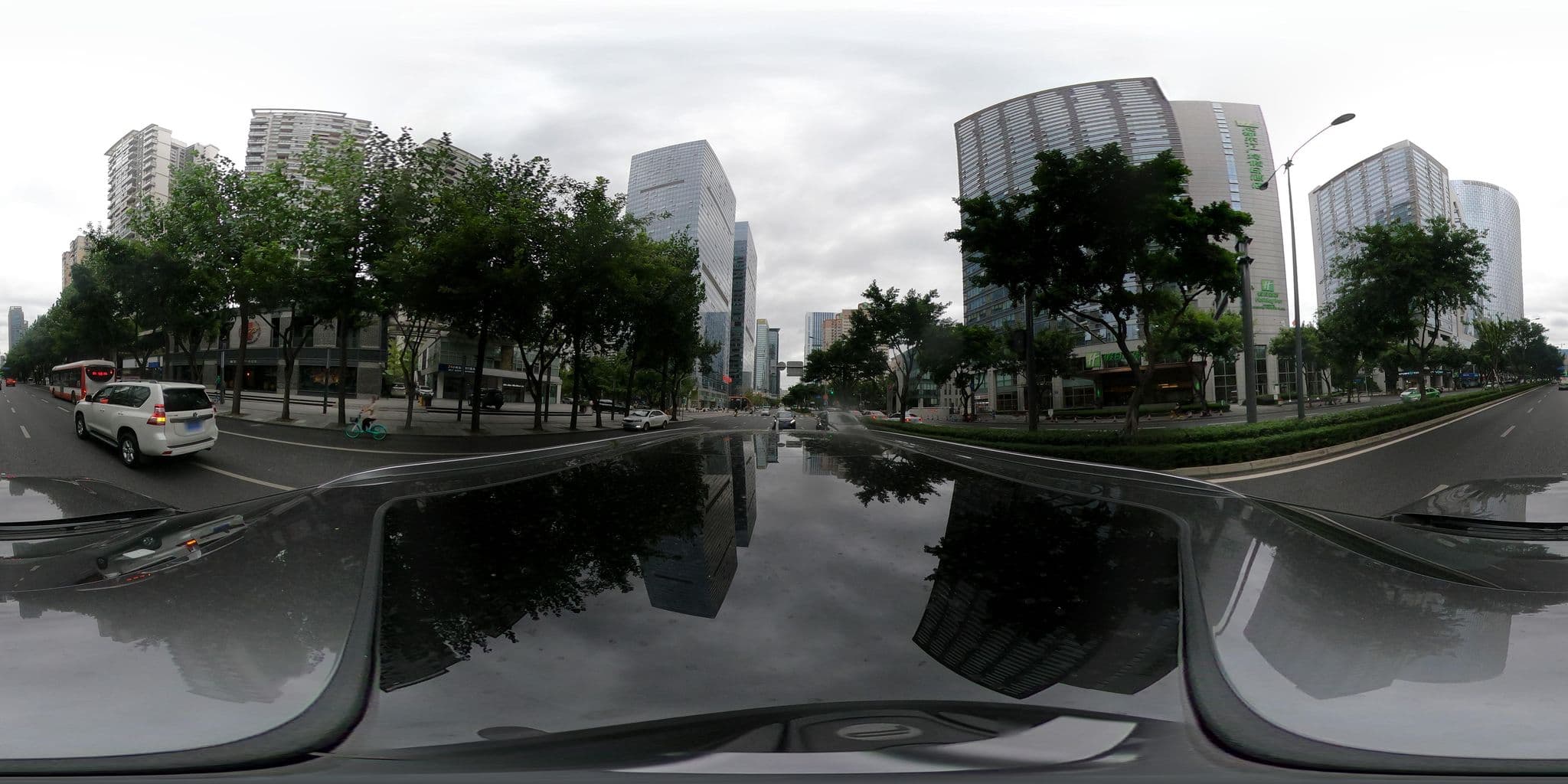 Street view near Holiday Inn, Chengdu — © adirricor (CC BY-SA · Mapillary)