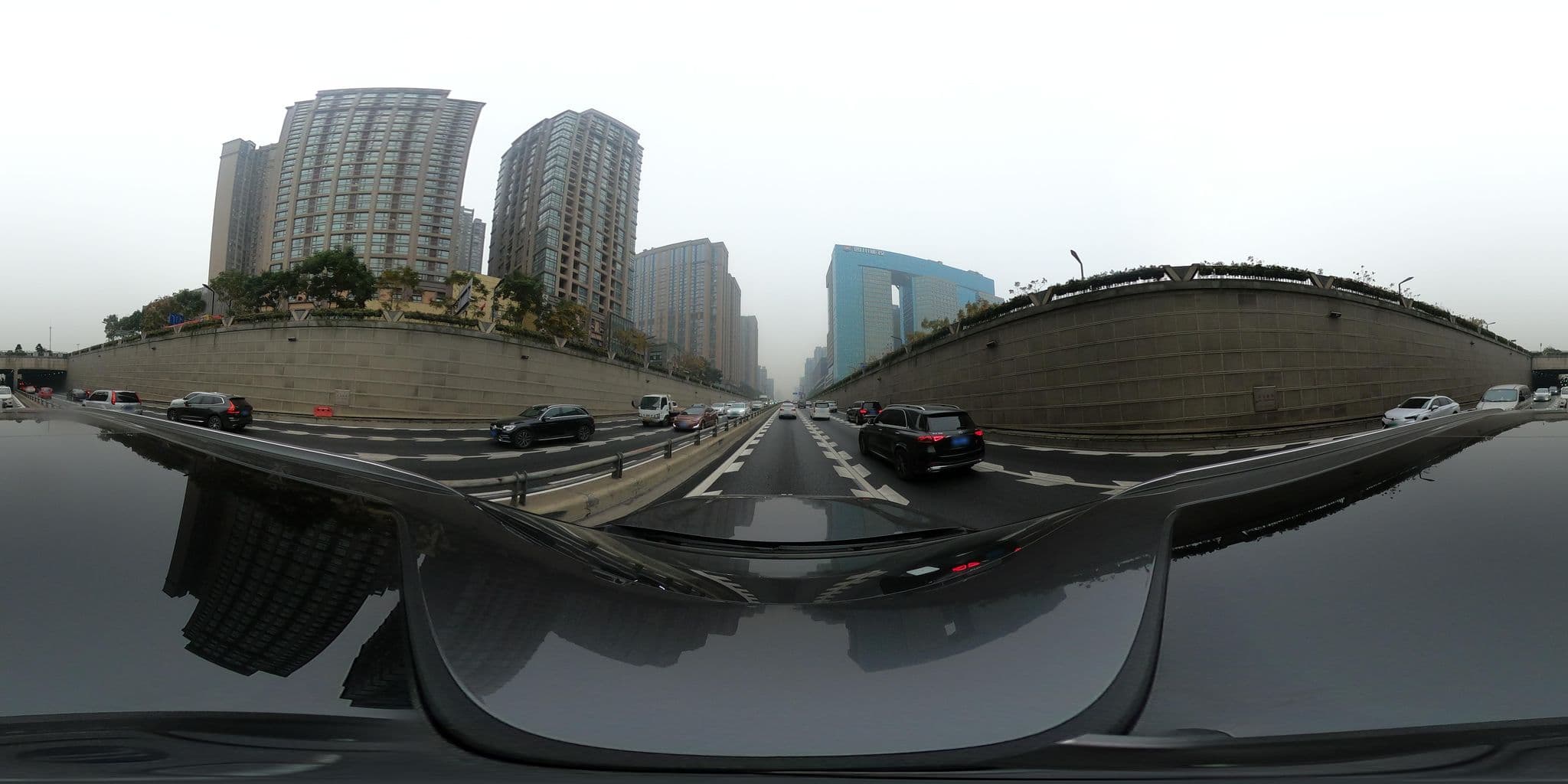 Street view near 瑞庭西郊酒店 Grand Kingtown Hotel, Chengdu — © adirricor (CC BY-SA · Mapillary)