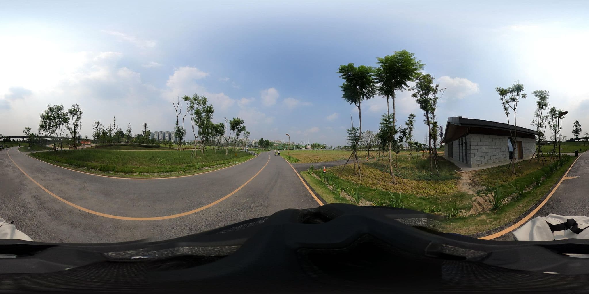 Street view near 成都乐享家庭公寓, Chengdu — © adirricor (CC BY-SA · Mapillary)