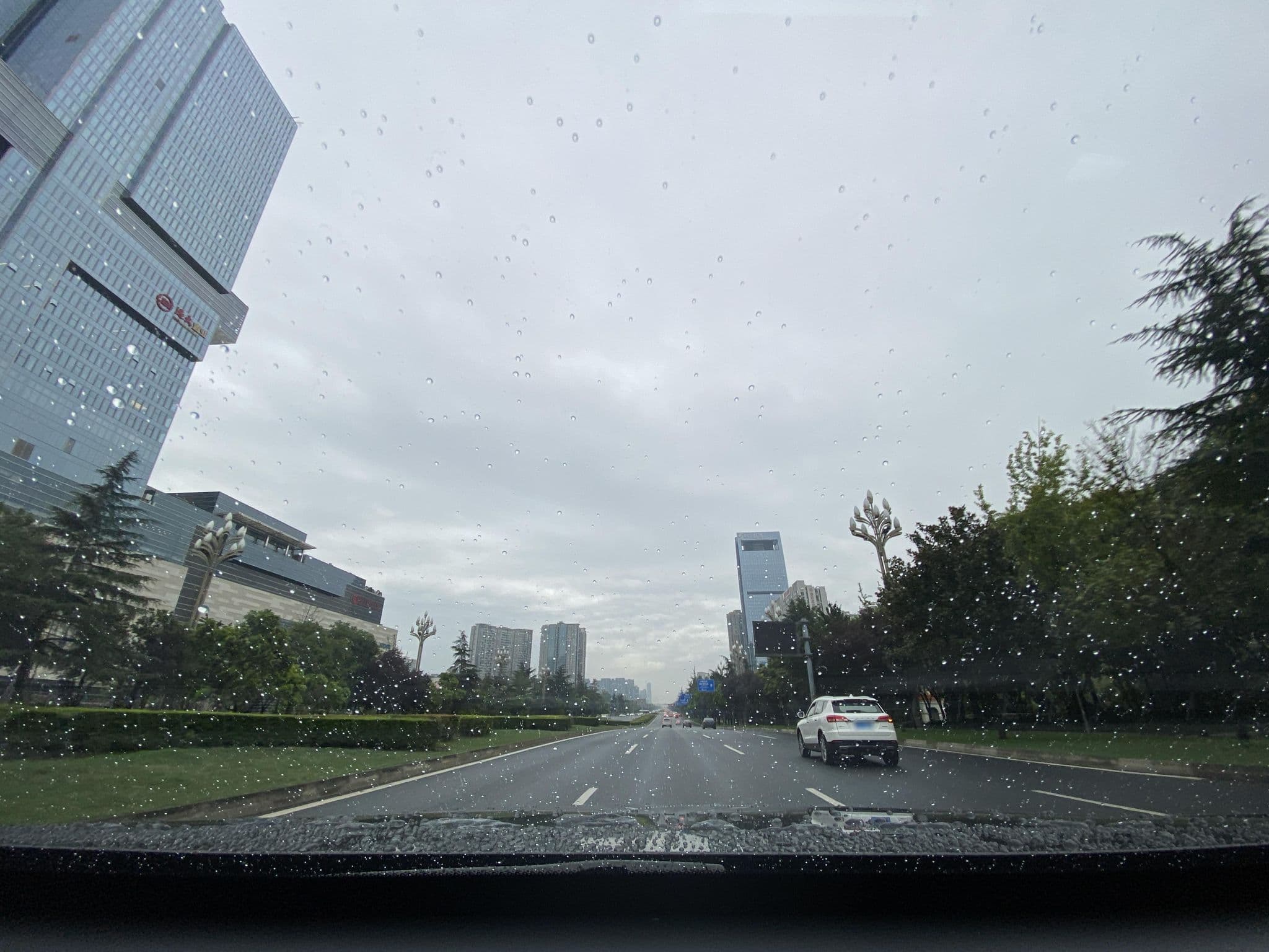 Street view near 九点国际酒店 Nine Points International Hotel, Chengdu — © adirricor (CC BY-SA · Mapillary)