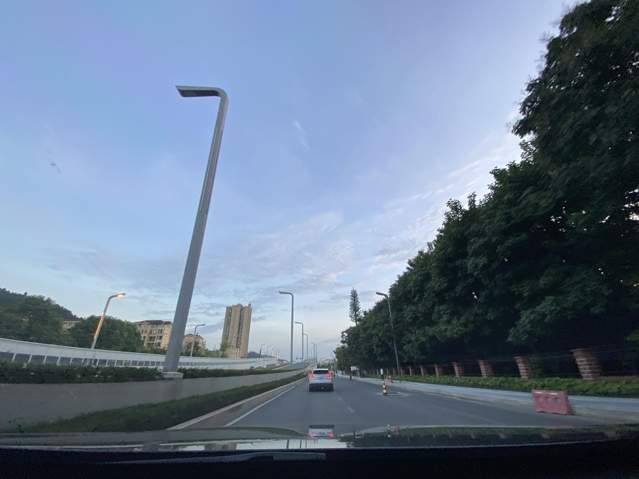 Street view near 成都盛典金阁旅馆, Chengdu — © adirricor (CC BY-SA · Mapillary)