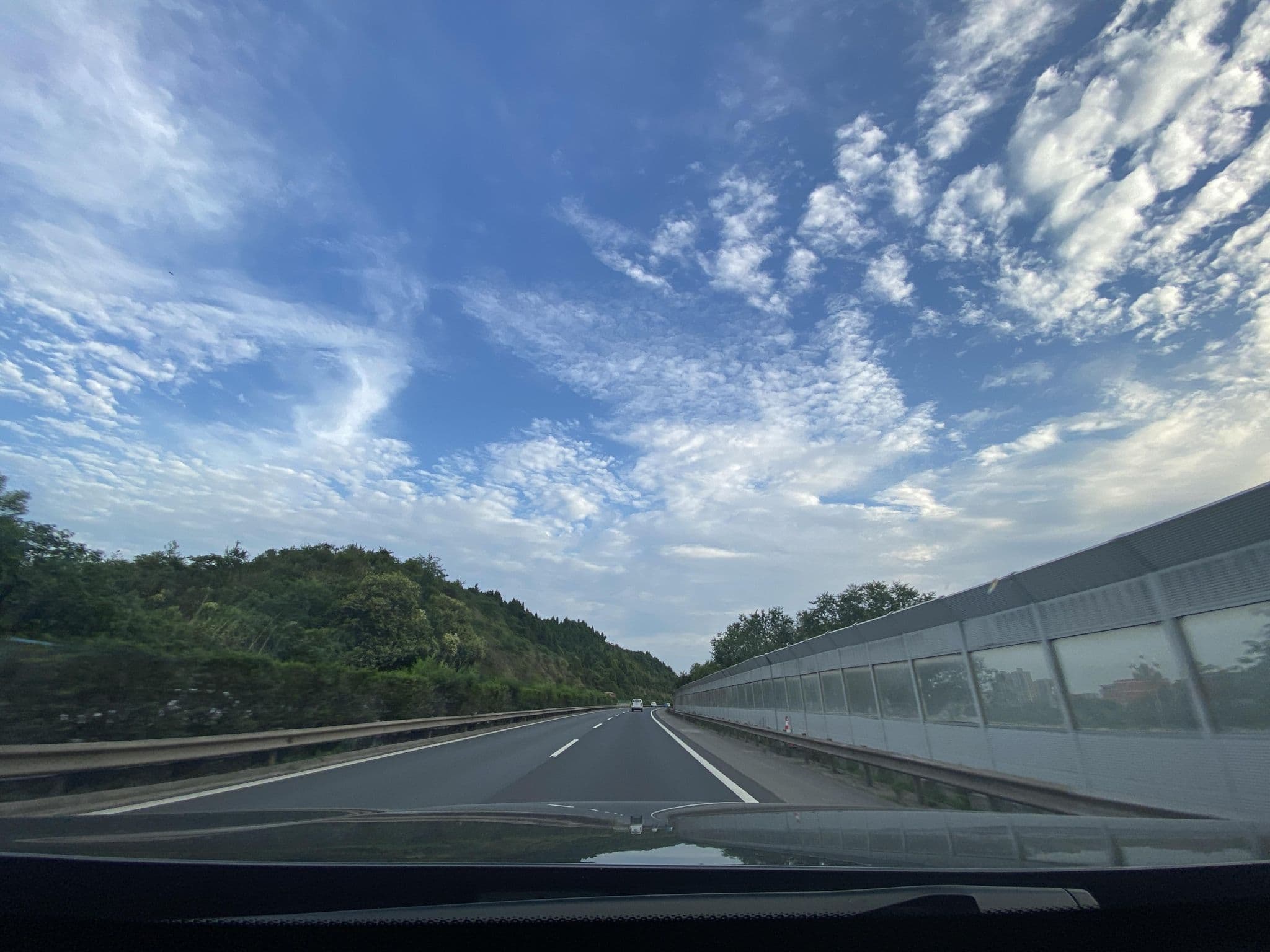 Street view near 德阳千山旅馆, Deyang — © adirricor (CC BY-SA · Mapillary)