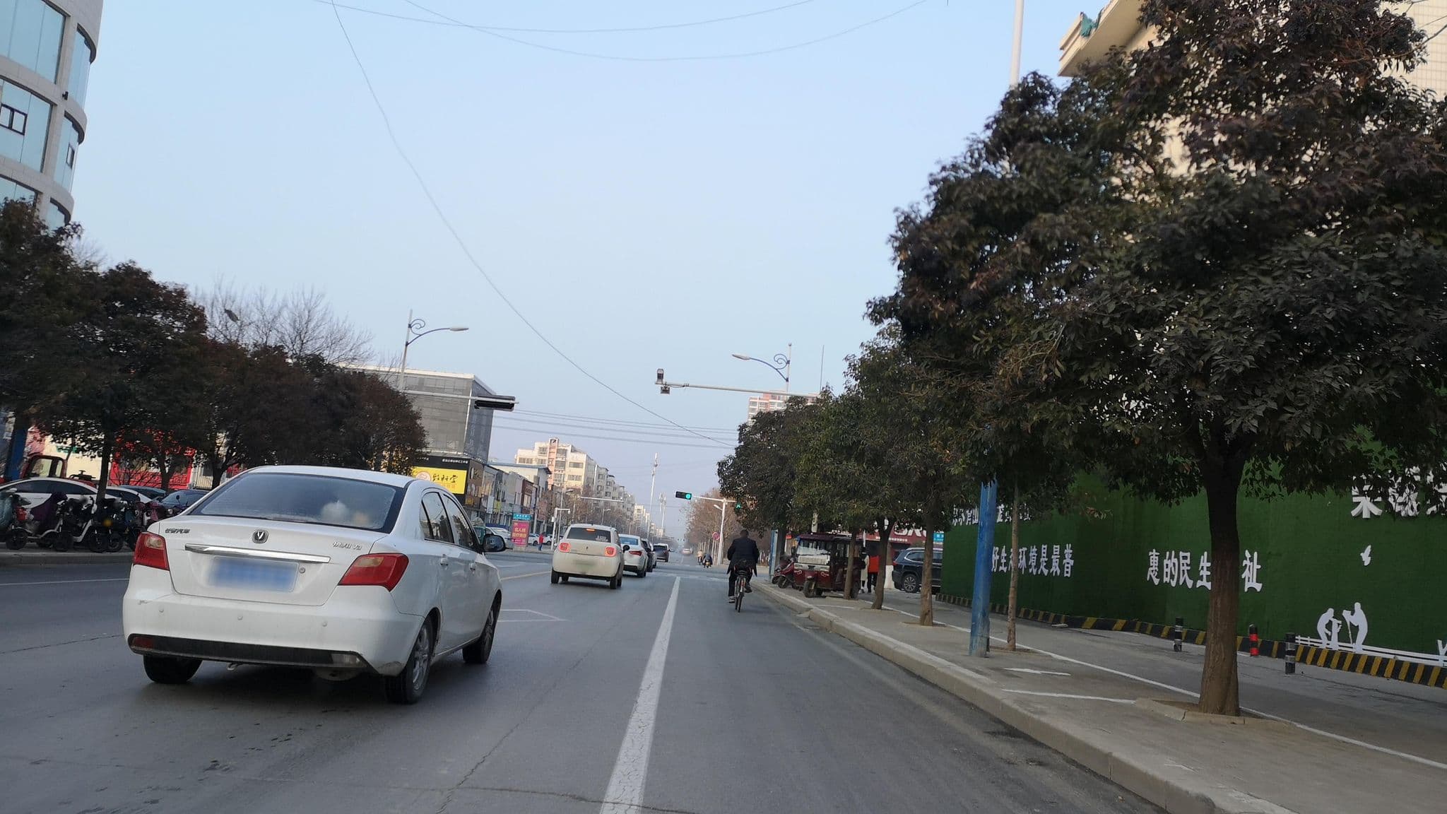 Street view near 油城宾馆, Puyang Chengguanzhen — © who_i_am (CC BY-SA · Mapillary)
