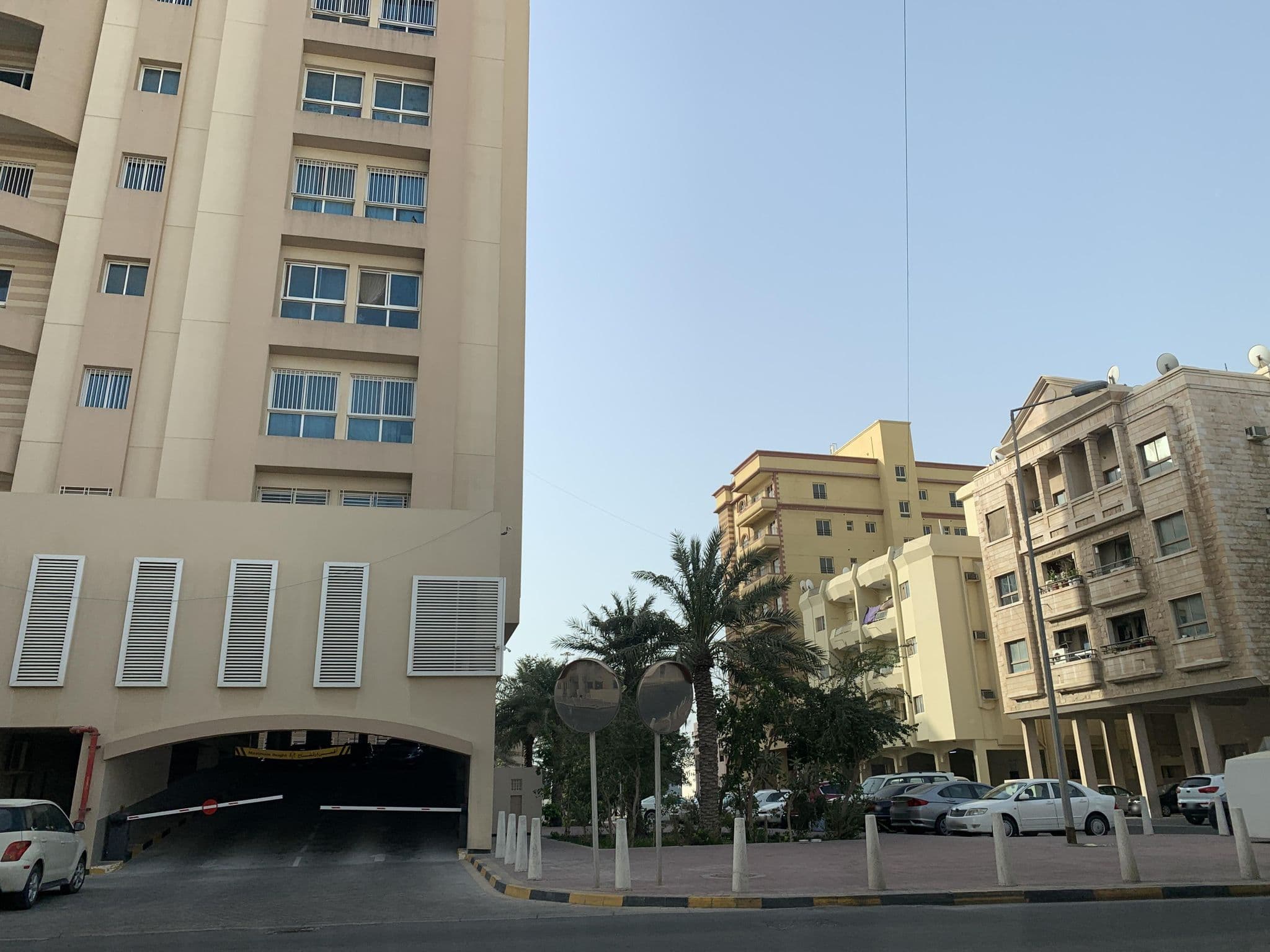 Street view near Alhambre Hotel, Manama — © sherif1234 (CC BY-SA · Mapillary)
