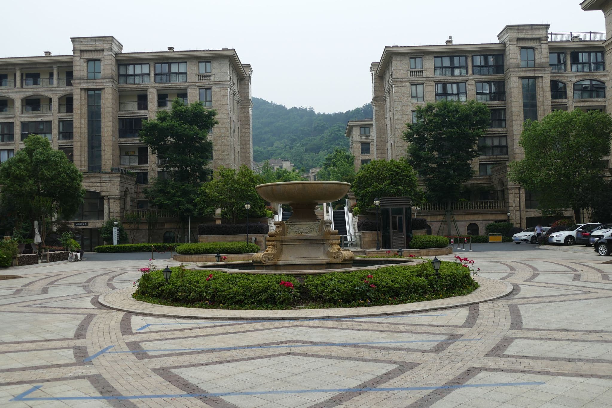 Street view near Ssaw Boutique Hotel, Hangzhou — © ff5722 (CC BY-SA · Mapillary)