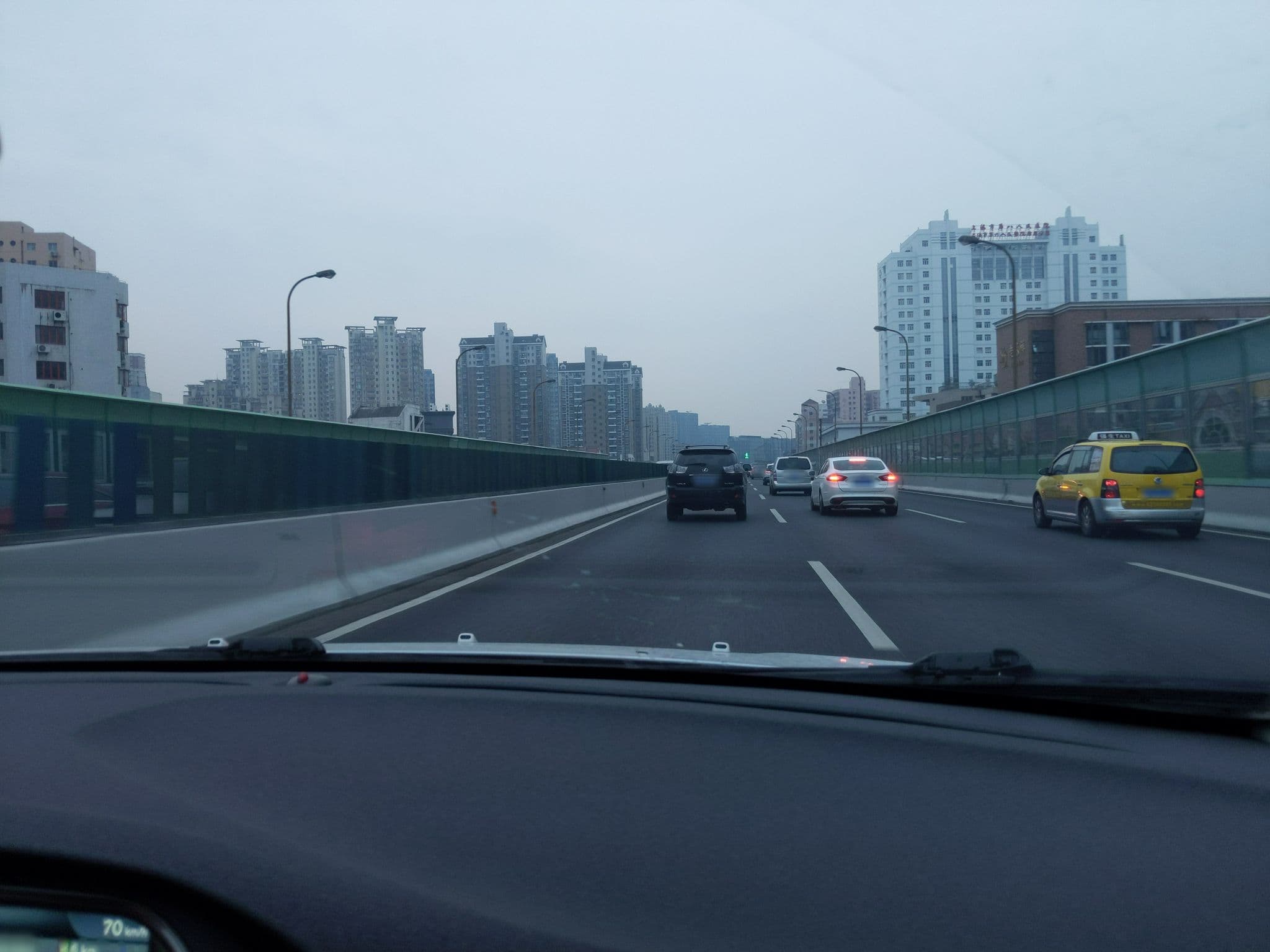 Street view near 7 Days Inn (7天连锁酒店), Xuhui — © artoria2e5 (CC BY-SA · Mapillary)